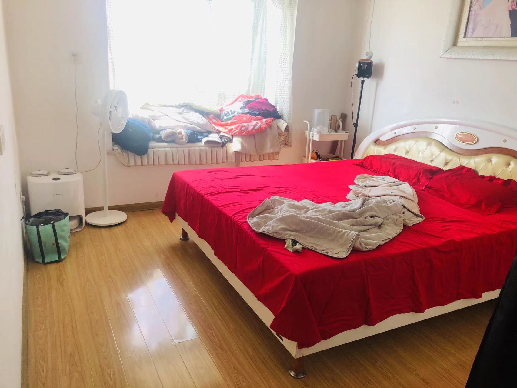 春满江南 3室2厅2卫 35.8万 春满江南 3室2厅2卫 35.8万客厅