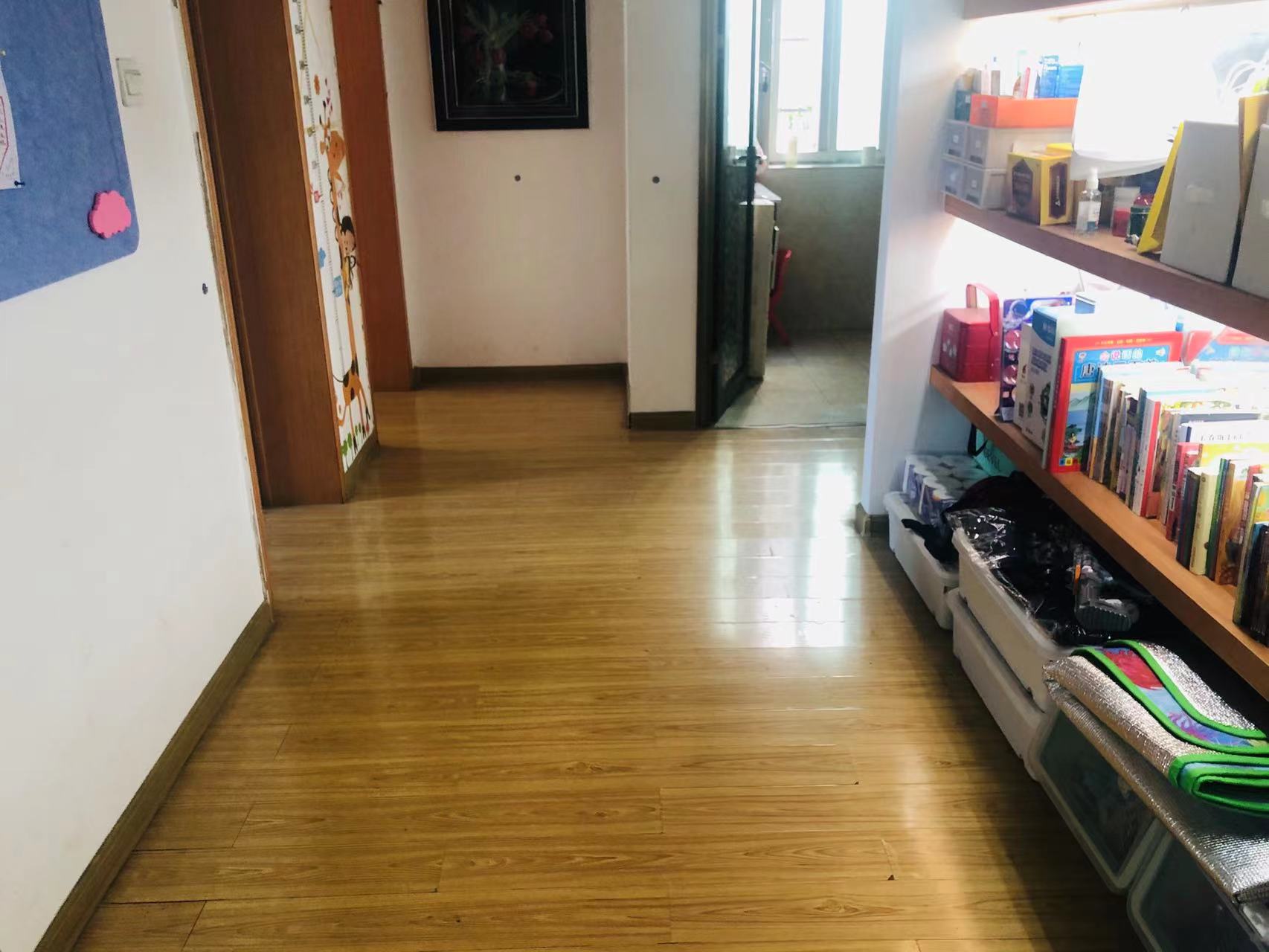 春满江南 3室2厅2卫 35.8万 春满江南 3室2厅2卫 35.8万客厅