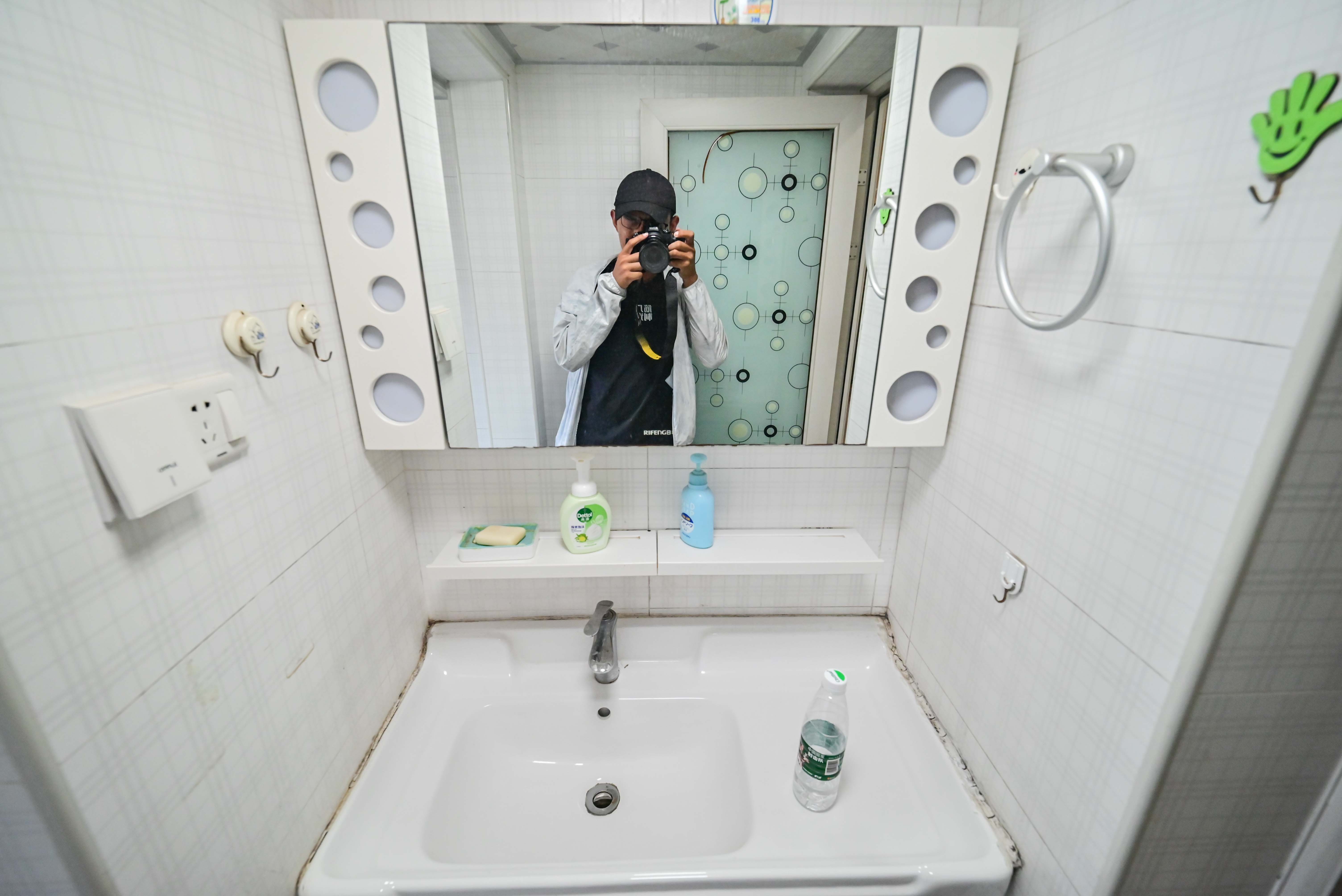 香樟鑫都  3室2厅2卫   140.00万卫生间