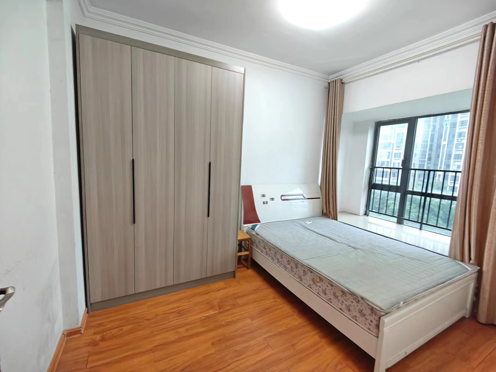 美的城一期 3室2厅1卫 69.8万 美的城一期 3室2厅1卫 69.8万室内图