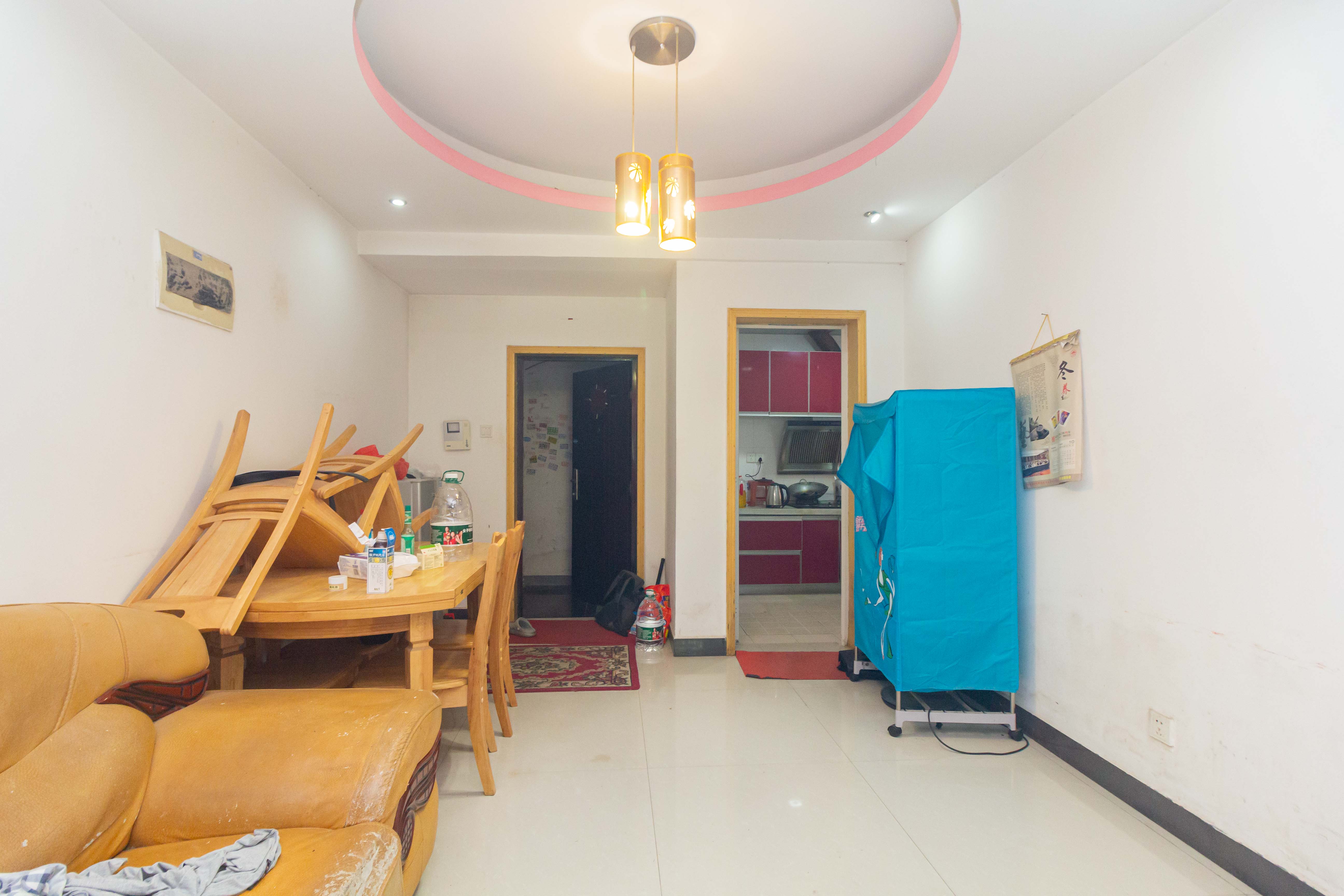 丁家高层公寓(领尚公寓) 2室1厅1卫 38.0万 丁家高层公寓(领尚公寓) 2室1厅1卫 38.0万客厅