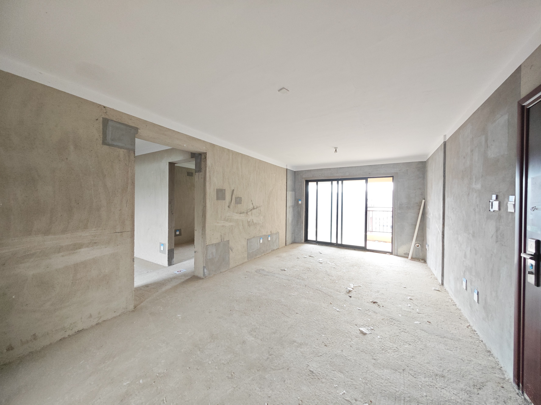 保利城(中航城国际社区、郡原美村) 4室2厅2卫 103.8万 保利城(中航城国际社区、郡原美村) 4室2厅2卫 103.8万客厅