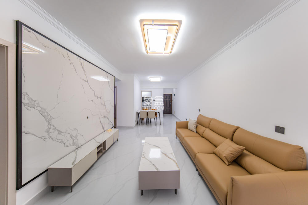 合能洋湖公馆  3室2厅1卫    86.0万