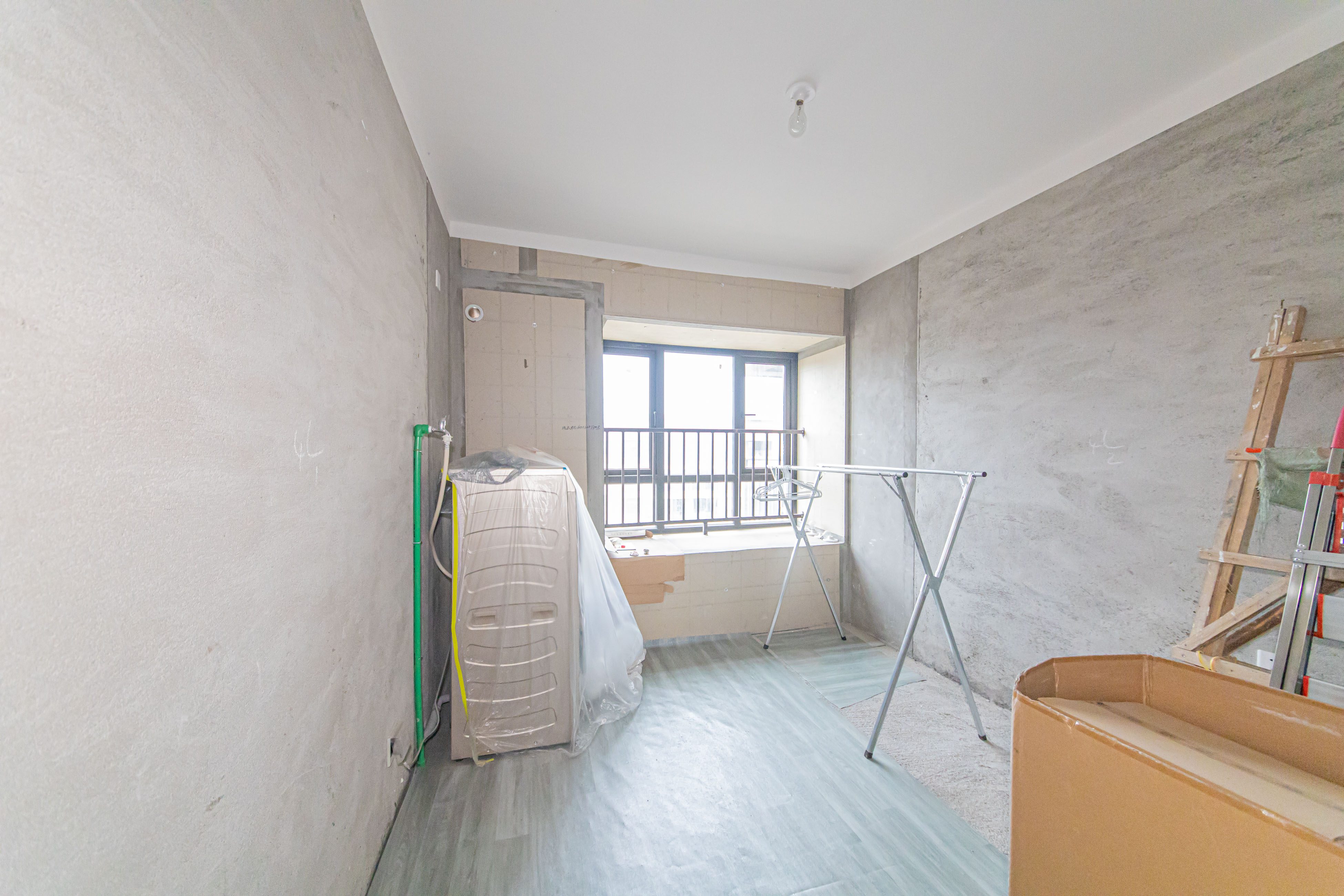 北辰中央公园E区  5室2厅1卫   188.00万卧室