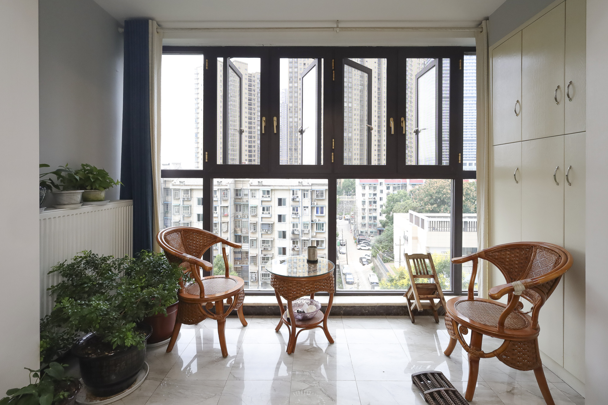 世茂外滩里(世茂铂翠湾三期)  4室2厅2卫    238.0万 世茂外滩里(世茂铂翠湾三期)  4室2厅2卫    238.0万阳台