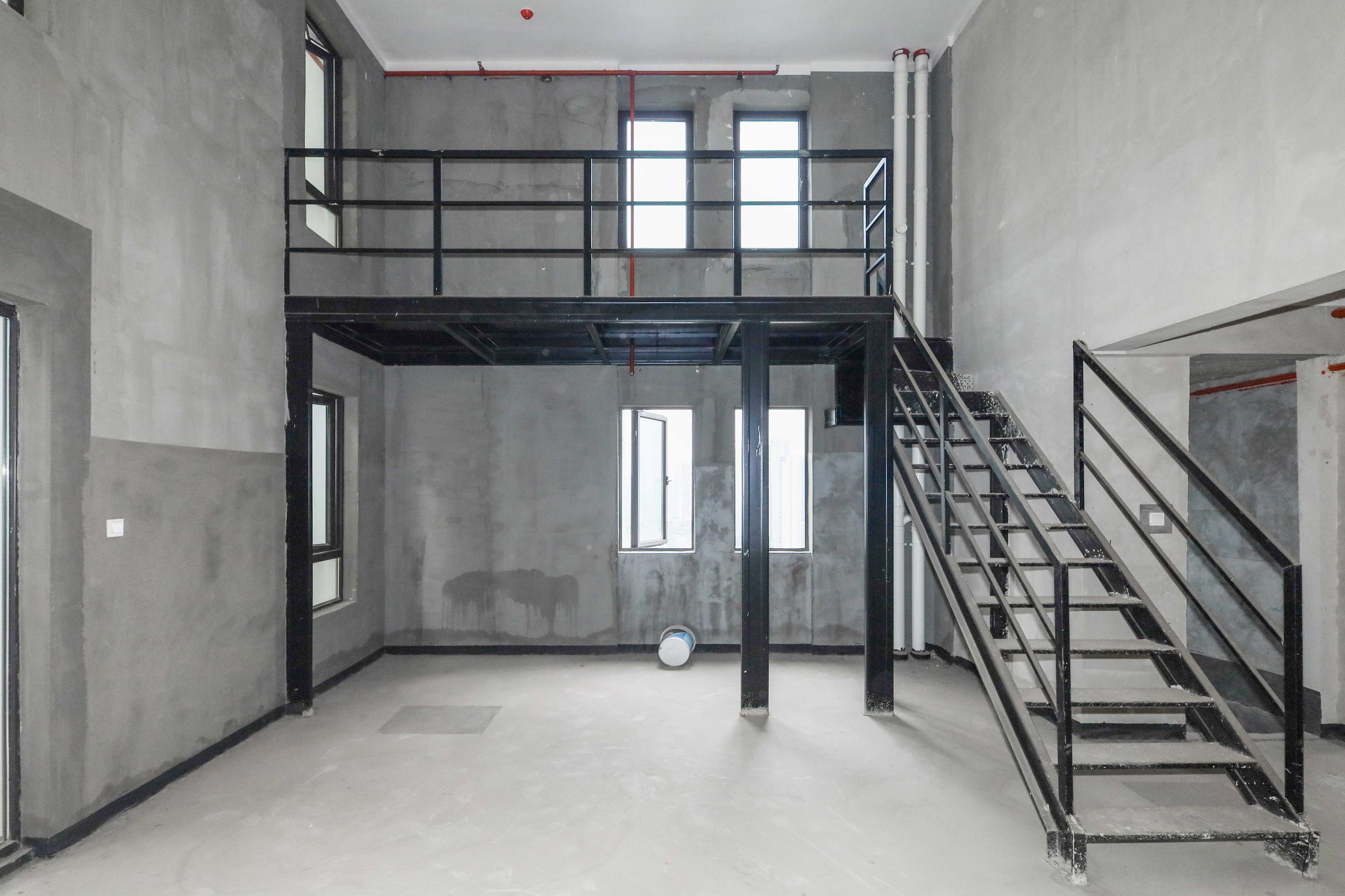 建发央著  4室2厅3卫   265.00万