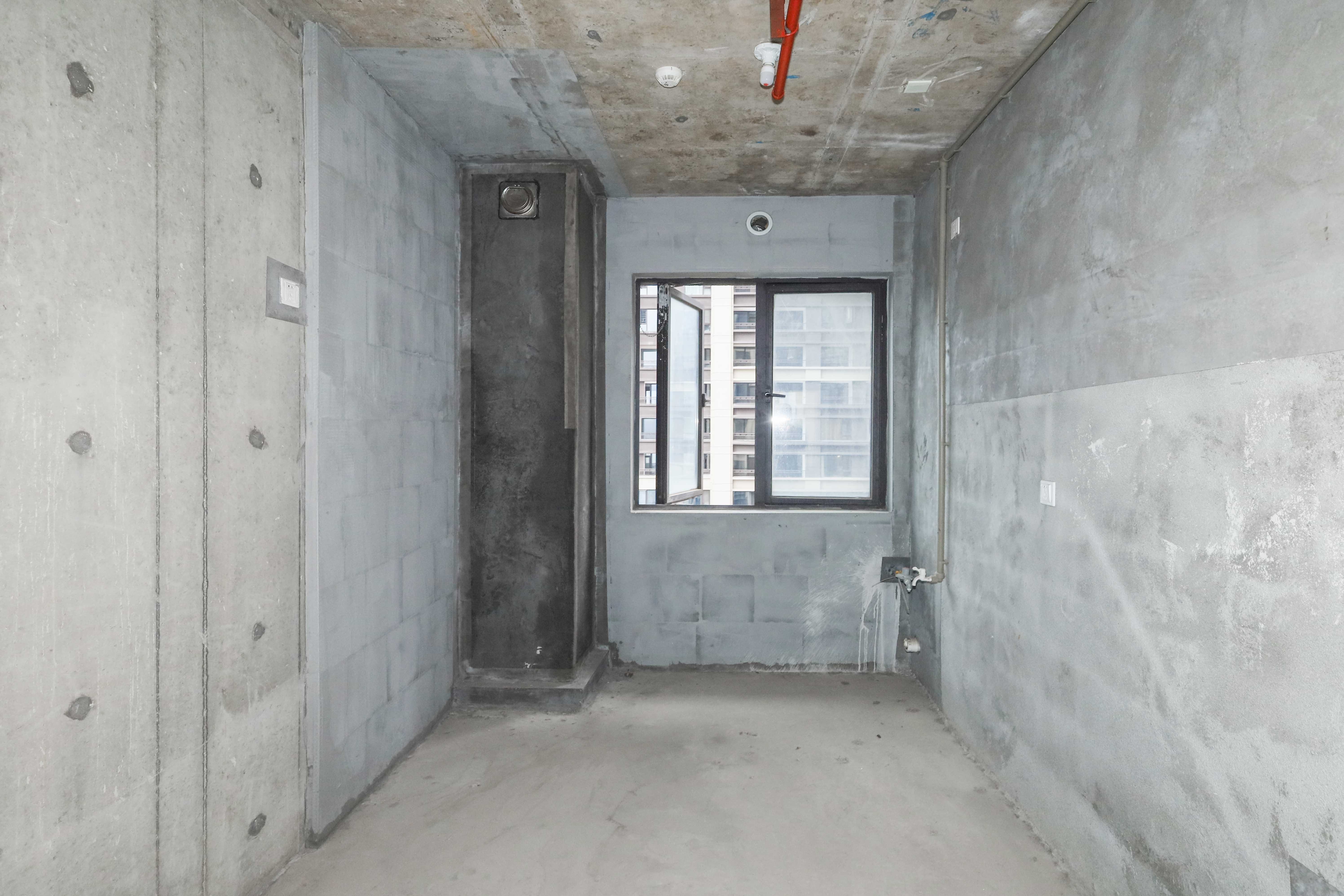 建发央著  4室2厅3卫   265.00万厨房
