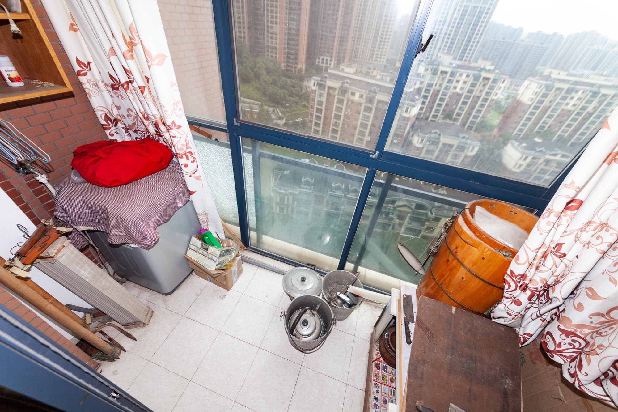 珠江东方明珠(新地东方明珠)一二期  2室2厅1卫    71.0万 珠江东方明珠(新地东方明珠)一二期  2室2厅1卫    71.0万阳台