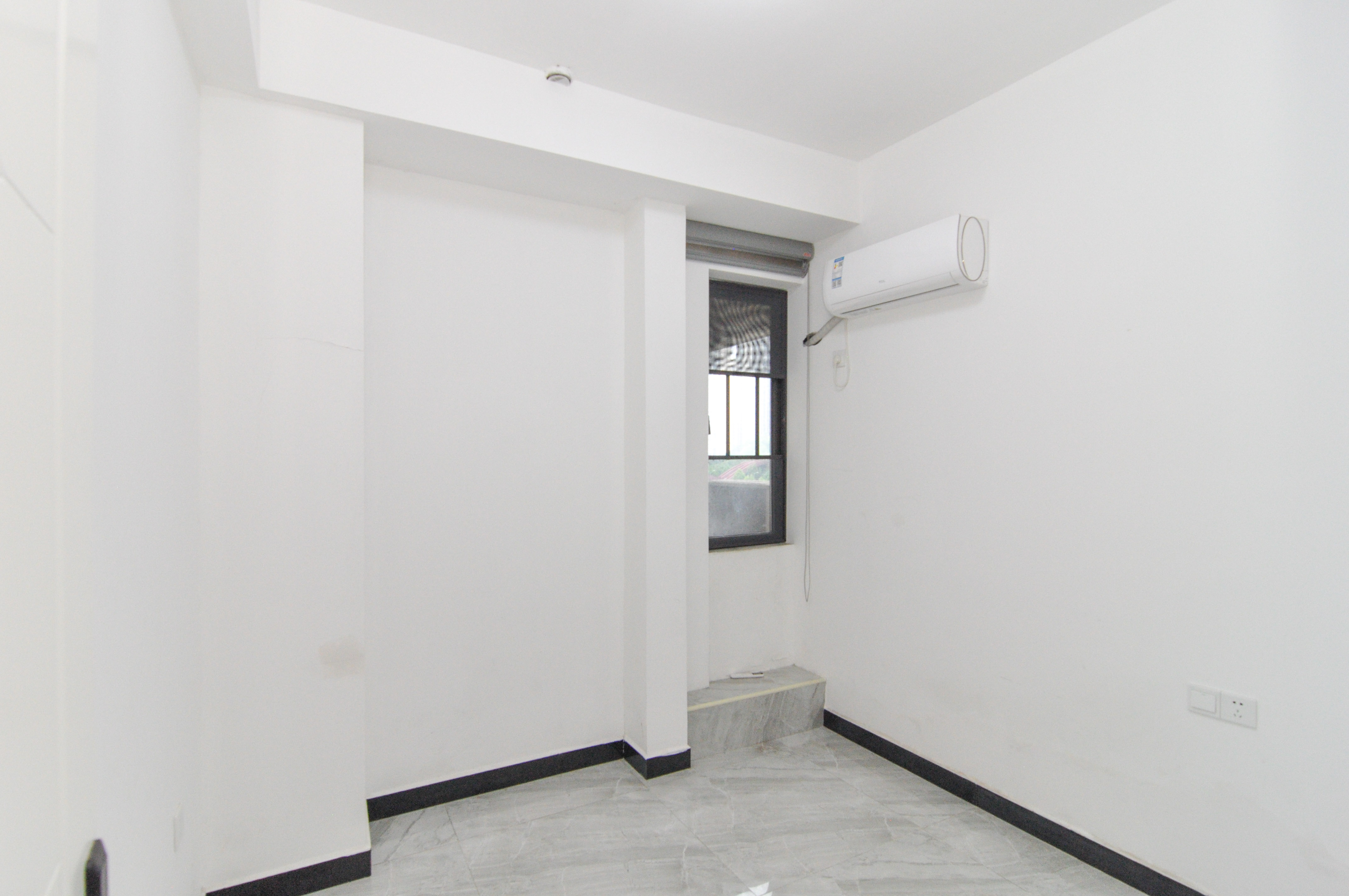 达美溪湖湾  5室2厅2卫    298.0万 达美溪湖湾  5室2厅2卫    298.0万其他