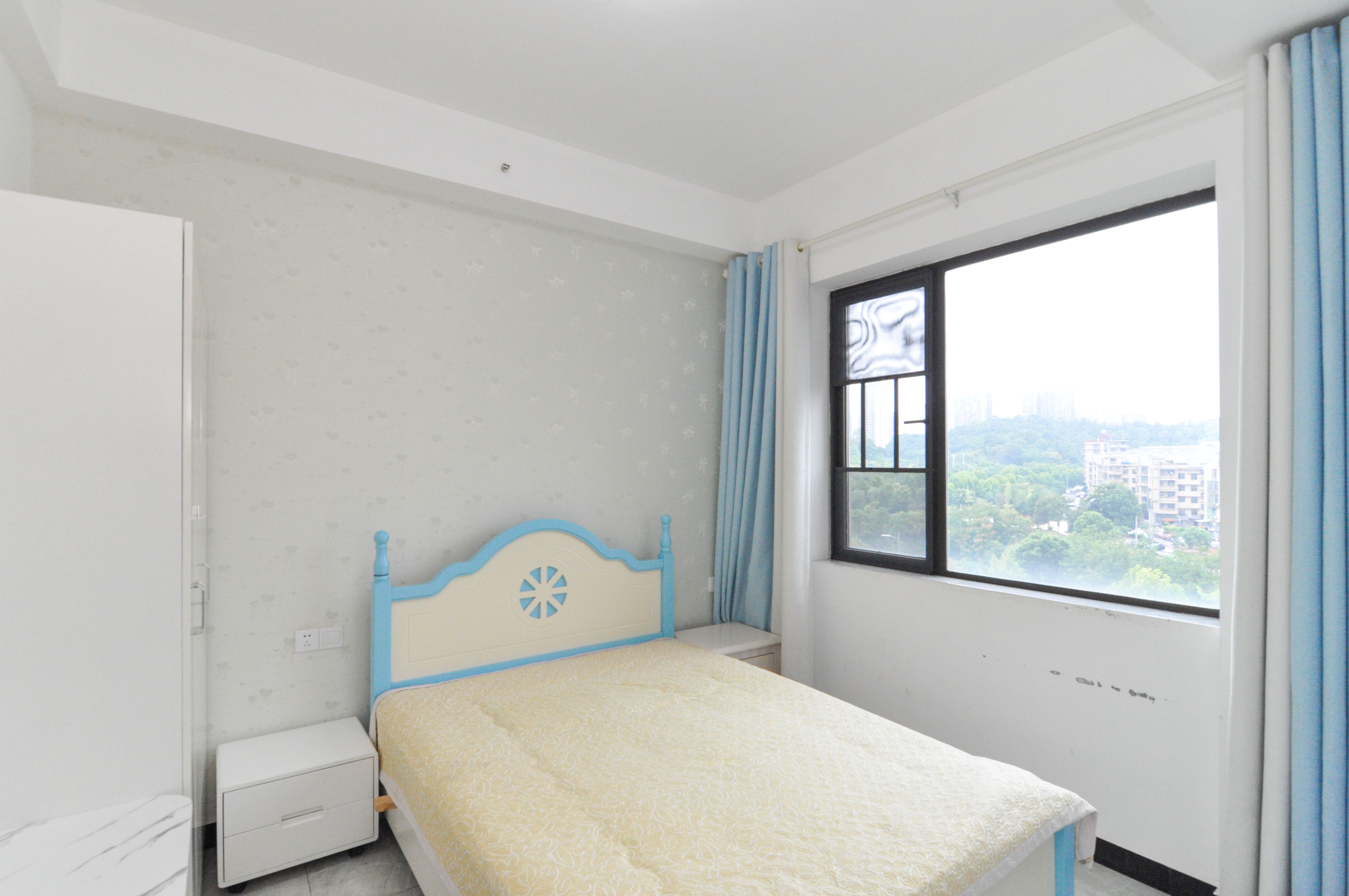 达美溪湖湾  5室2厅2卫    298.0万 达美溪湖湾  5室2厅2卫    298.0万其他