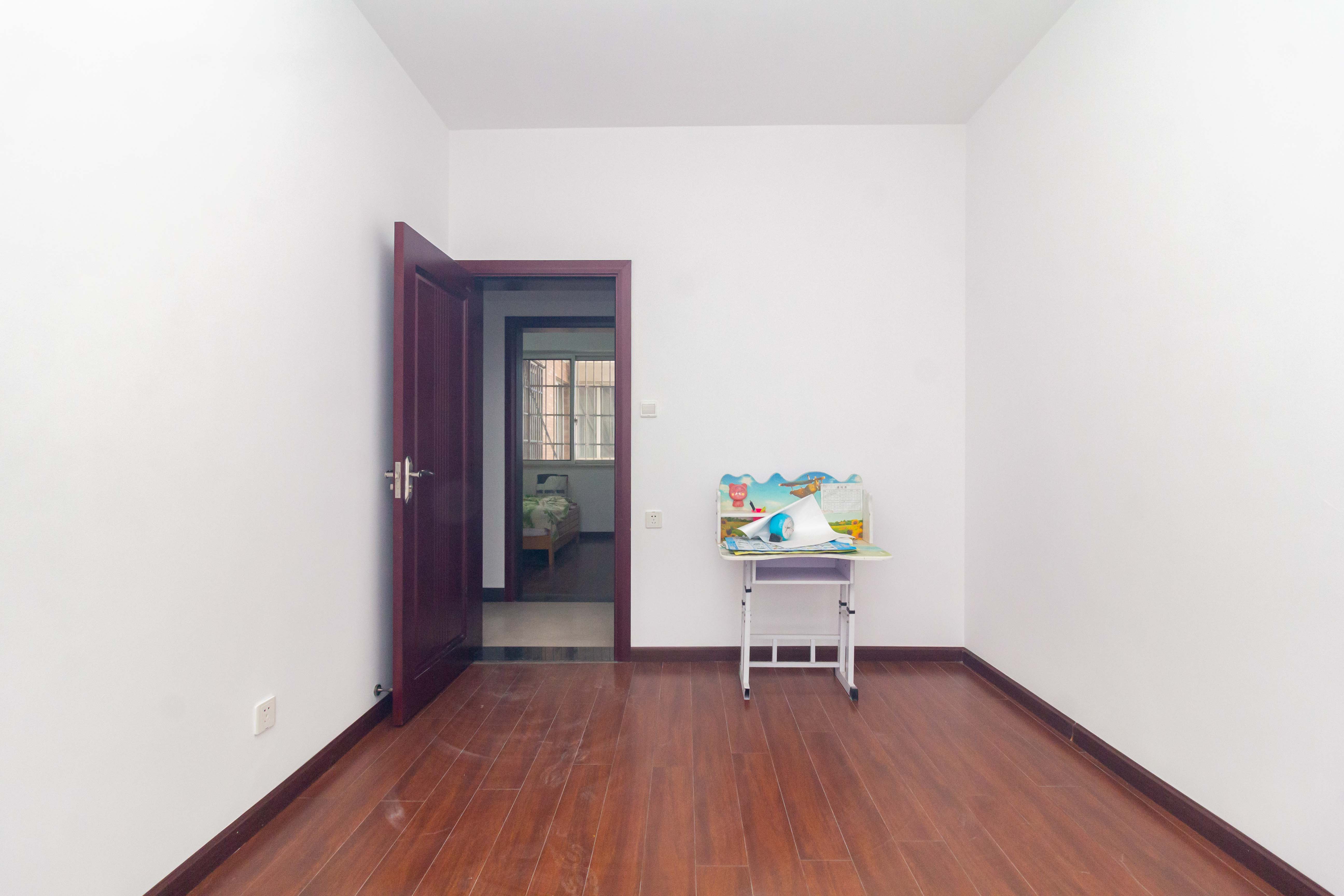 星城国际 3室2厅2卫 59.8万 星城国际 3室2厅2卫 59.8万卧室