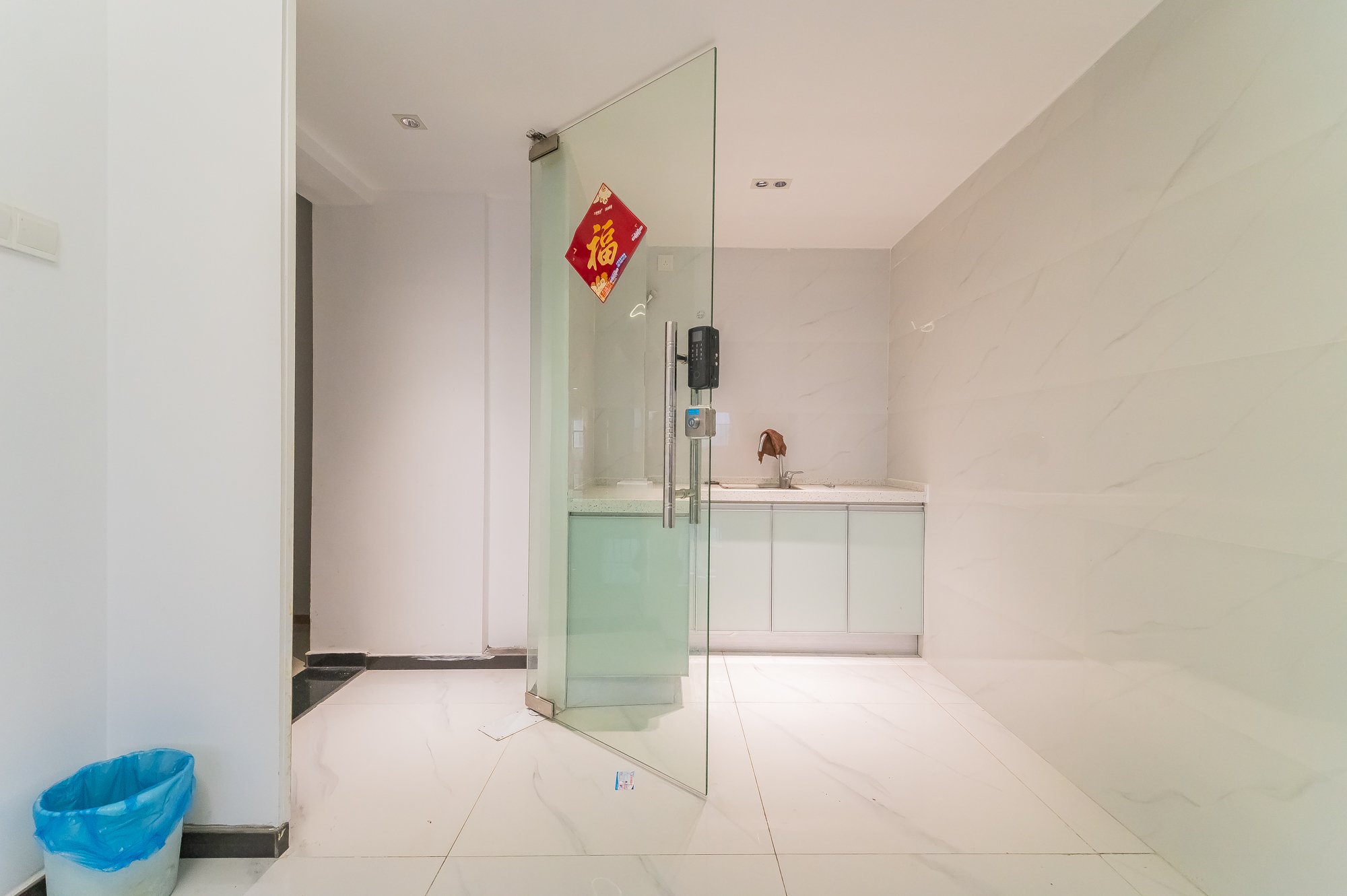 华润置地广场二期 2室1厅1卫 45.8万 华润置地广场二期 2室1厅1卫 45.8万厨房