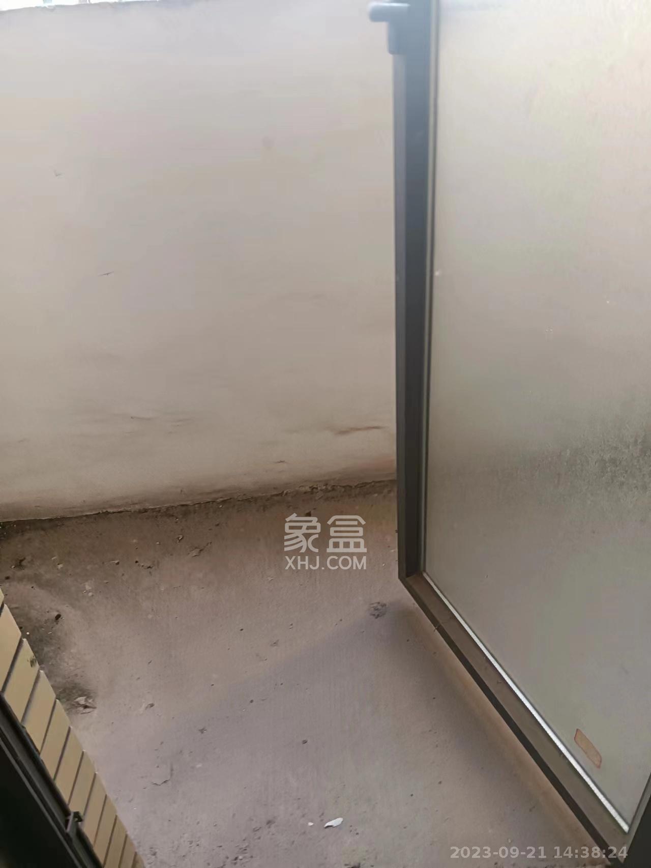 华润置地广场二期  1室1厅1卫   800.00元/月室内图