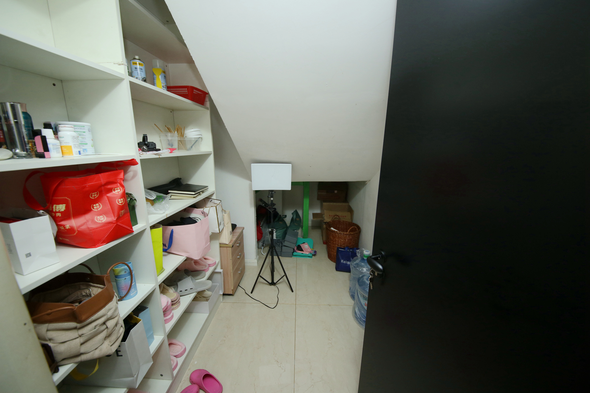 华美欧大厦  1室1厅1卫   198.00万其他