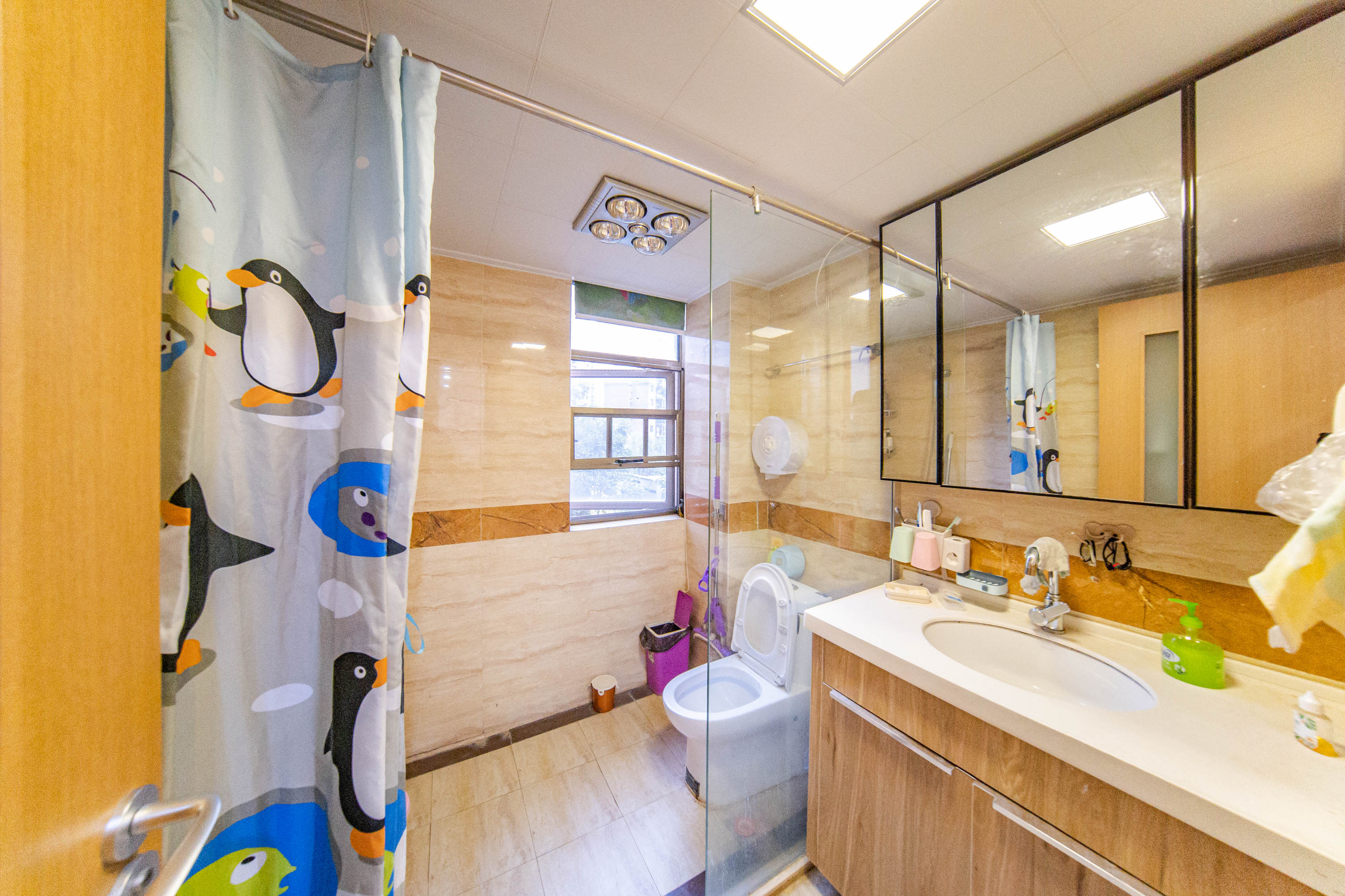 江山帝景哈佛  2室2厅1卫    82.0万 江山帝景哈佛  2室2厅1卫    82.0万卫生间