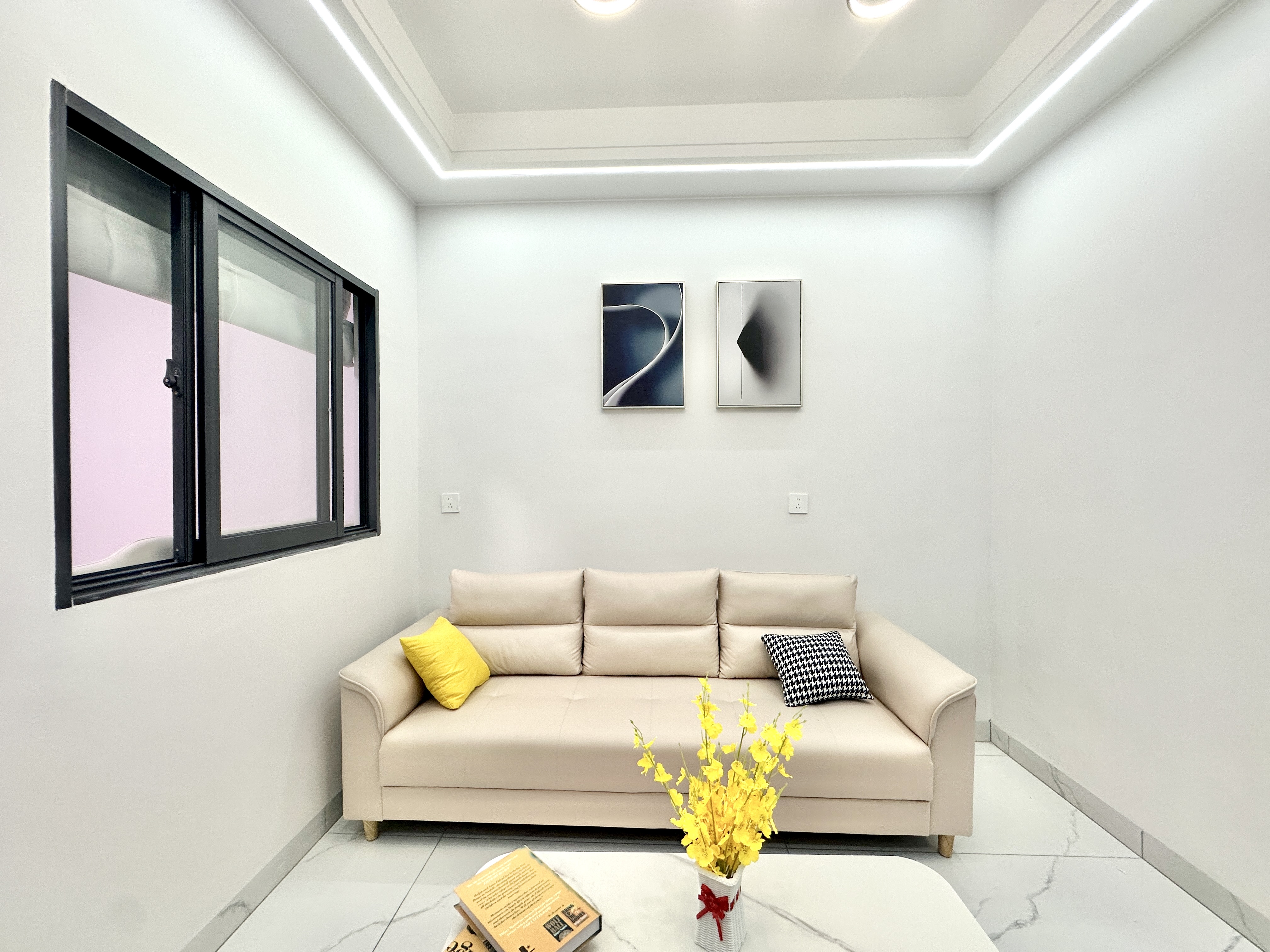 千禧郎大厦  1室1厅1卫    58.8万 千禧郎大厦  1室1厅1卫    58.8万客厅