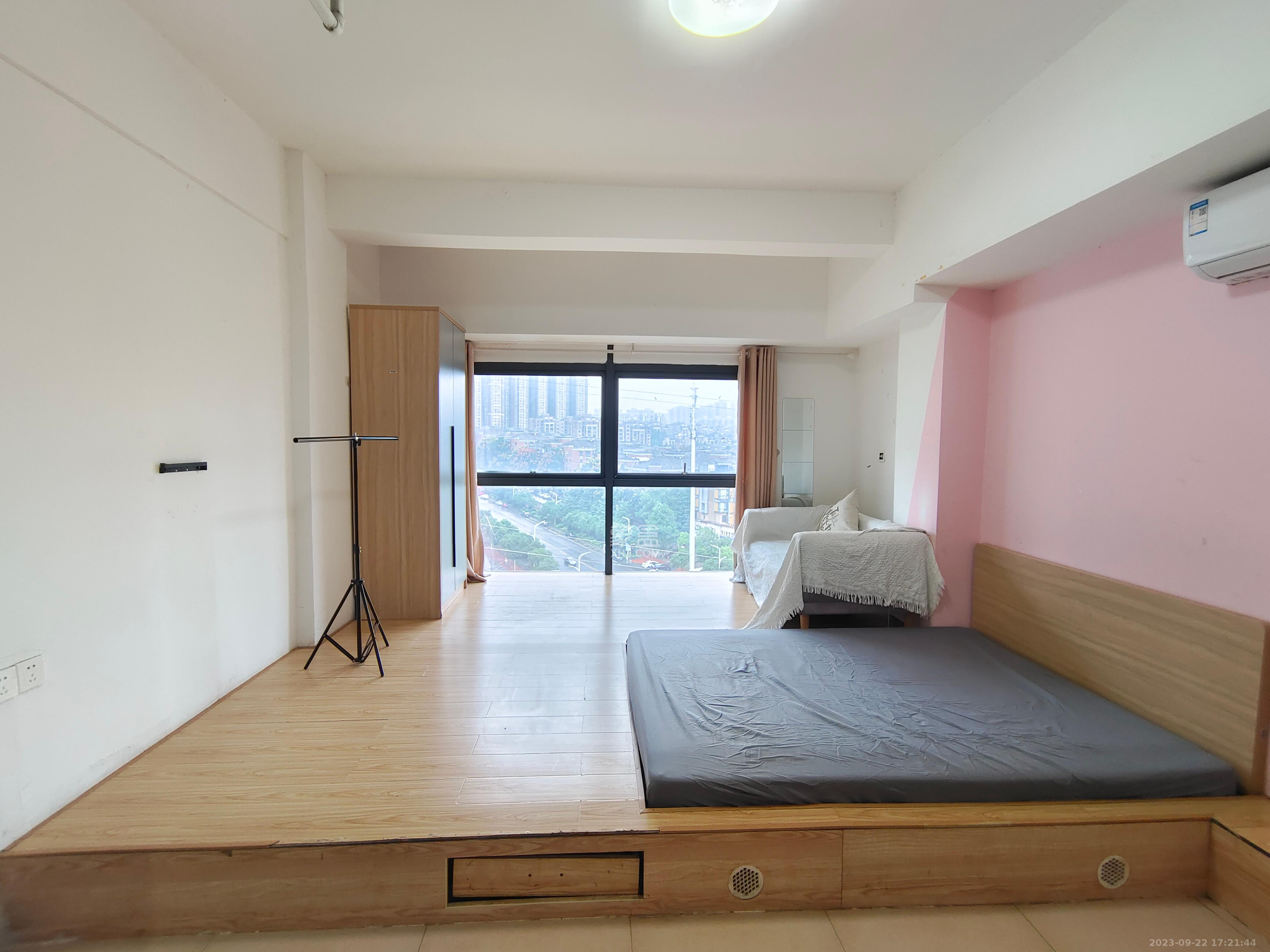 龙塘安置区（龙塘小区）  1室1厅1卫   1300.00元/月室内图1