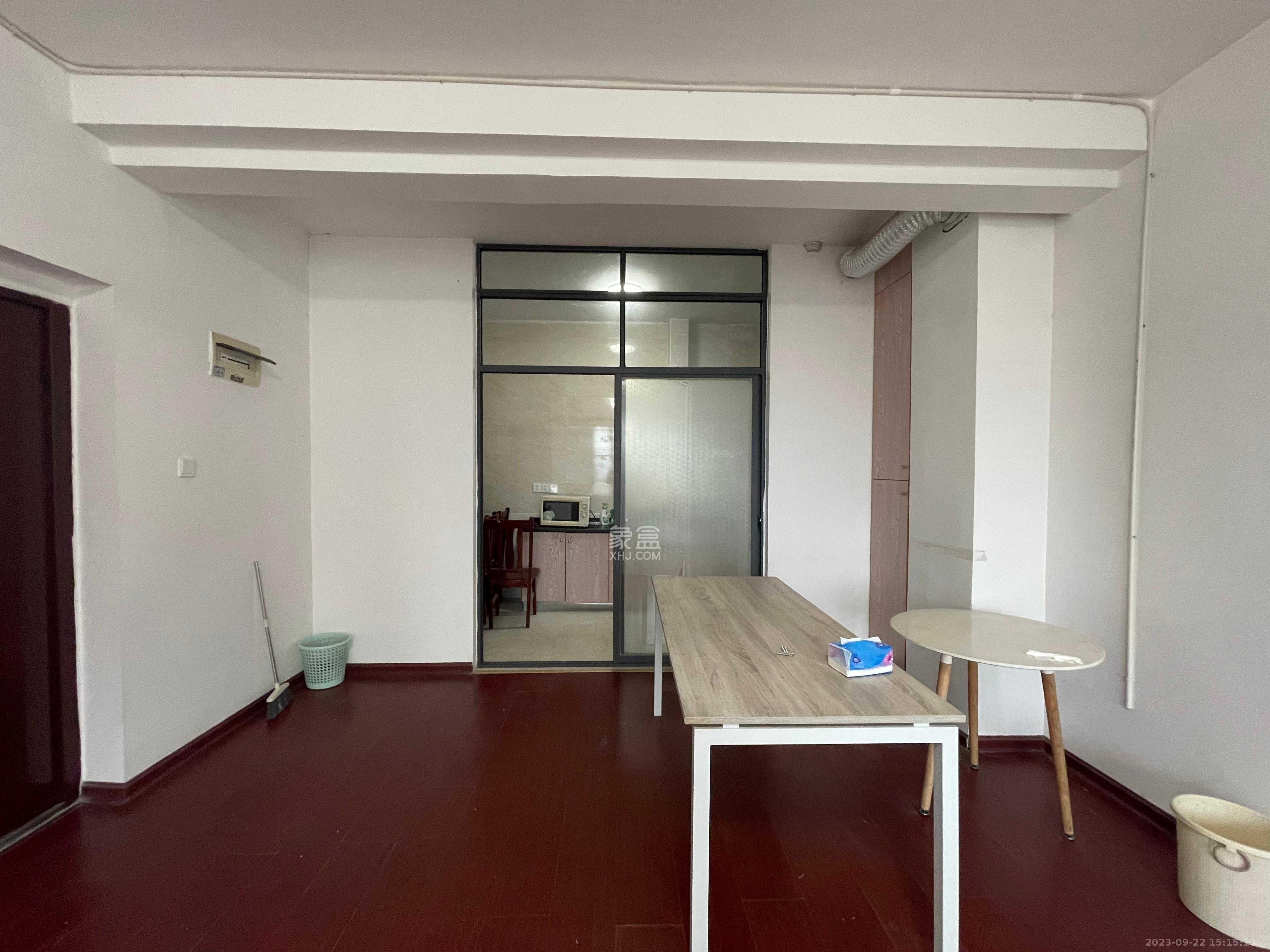 建发汇金国际  3室2厅1卫   3900.00元/月室内图