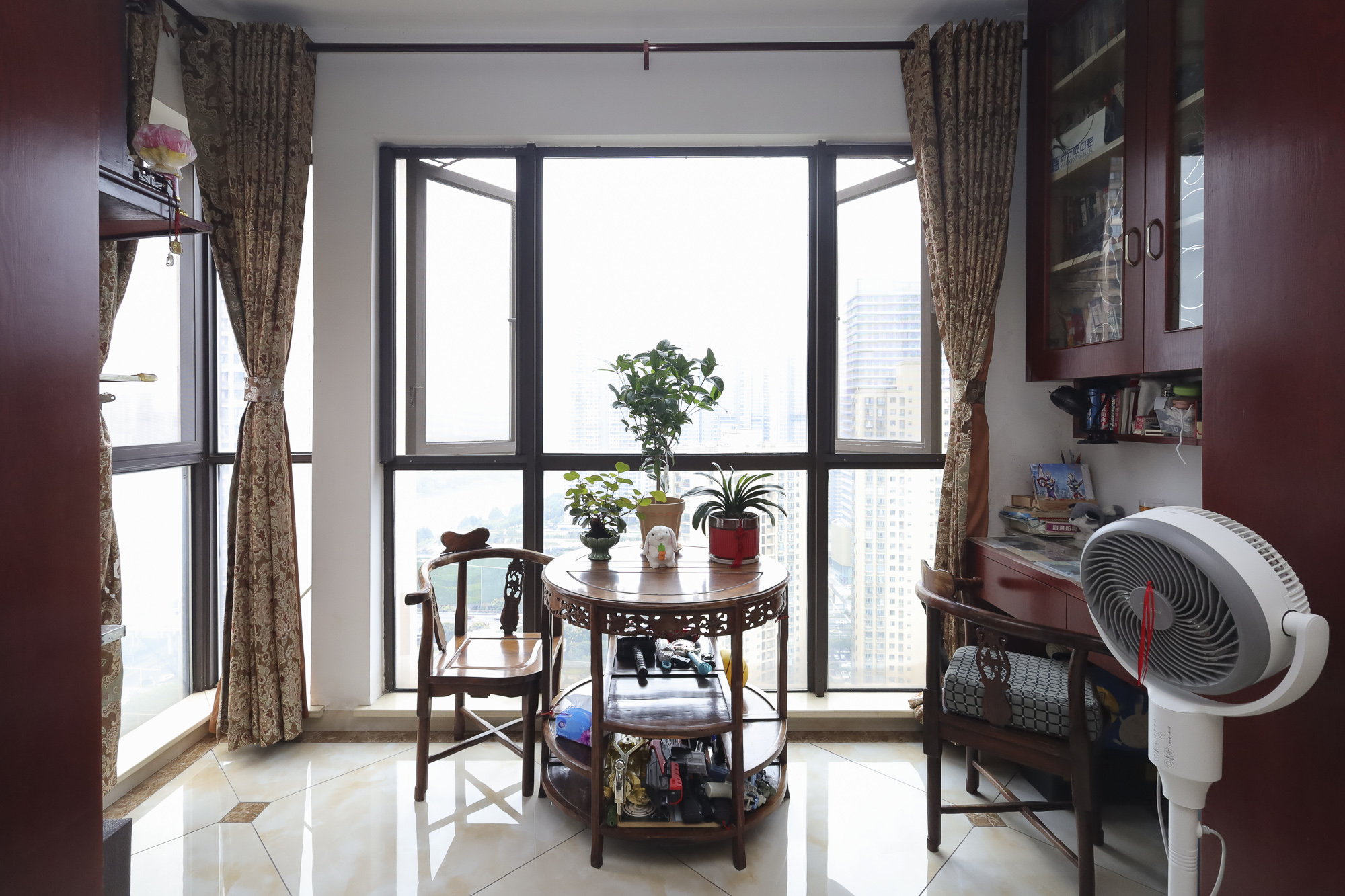 世茂外滩里(世茂铂翠湾三期)  3室2厅1卫    147.93万 世茂外滩里(世茂铂翠湾三期)  3室2厅1卫    147.93万阳台