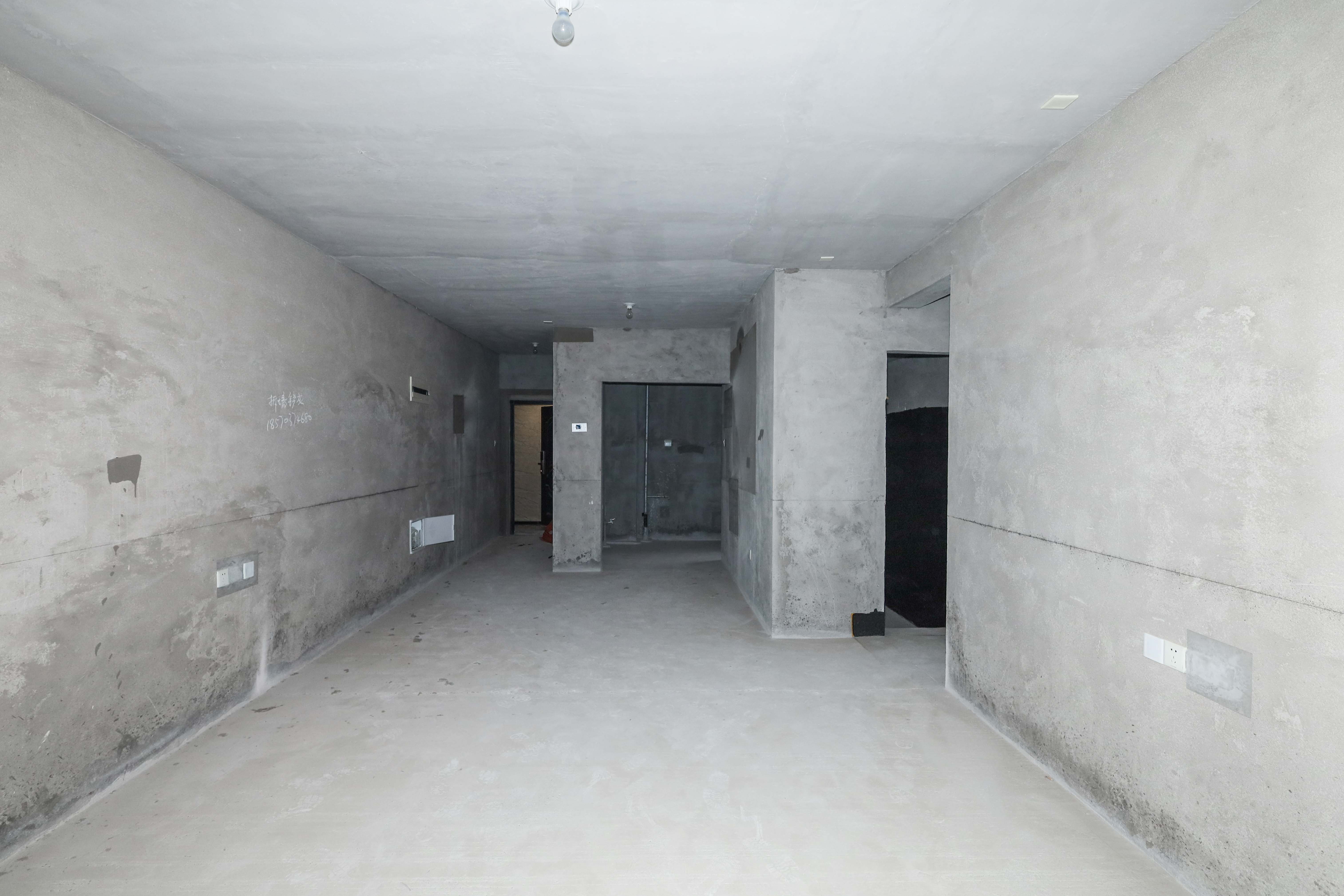 中国铁建梅溪青秀三期  4室2厅2卫   192.00万
