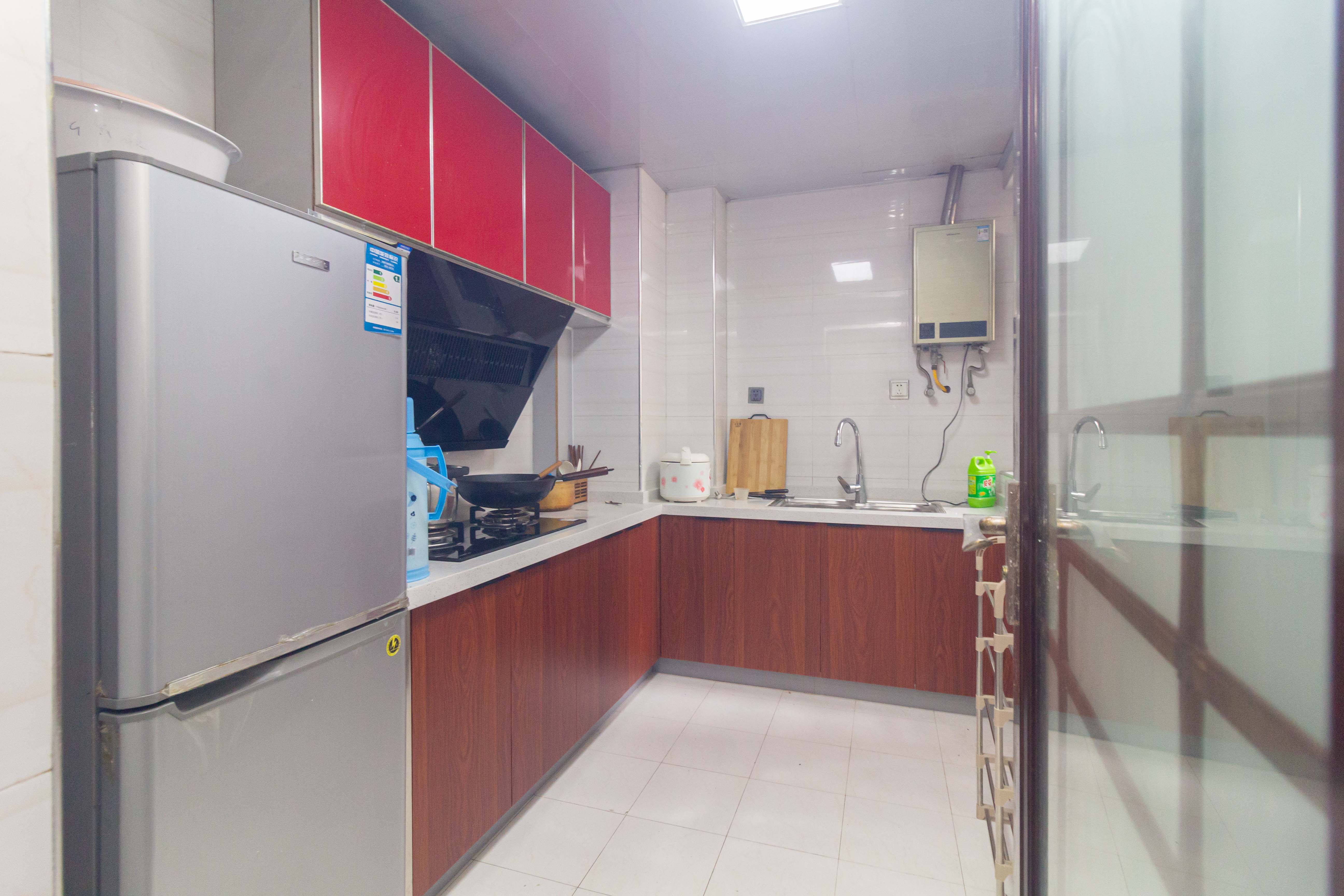 中国铁建国际城一期  2室2厅1卫    42.8万 中国铁建国际城一期  2室2厅1卫    42.8万厨房