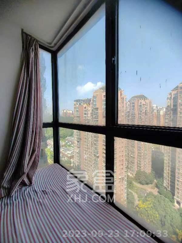 珠江东方明珠（新地东方明珠）一二期  3室2厅2卫   2000.00元/月室内图