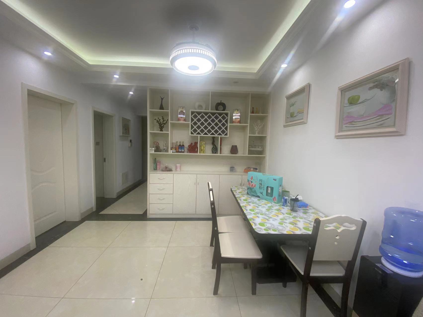 佳兆业金域天下三期 3室2厅1卫 61.8万 佳兆业金域天下三期 3室2厅1卫 61.8万室内图