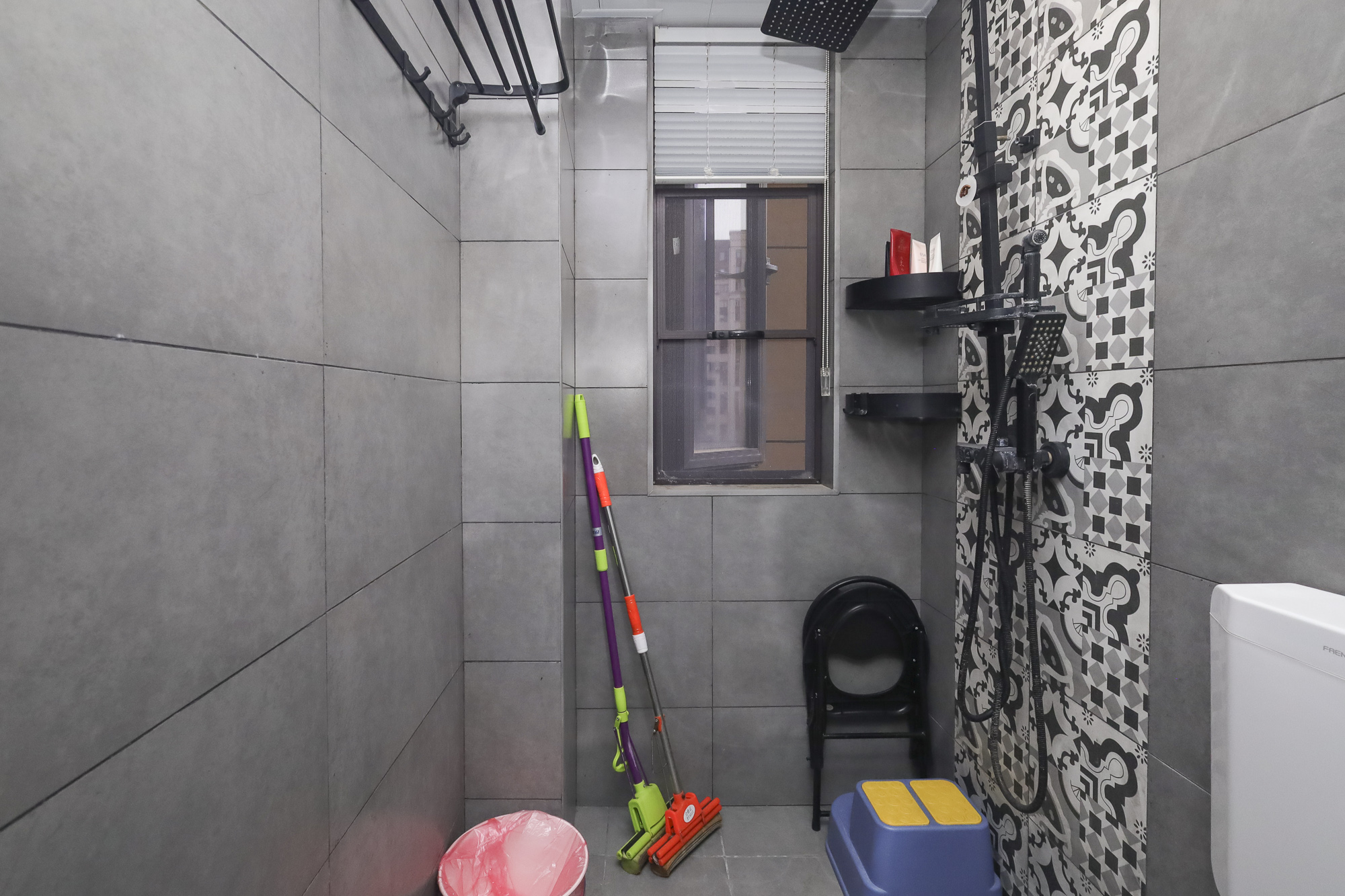 中铁西江悦一期  3室2厅1卫    148.0万 中铁西江悦一期  3室2厅1卫    148.0万卫生间