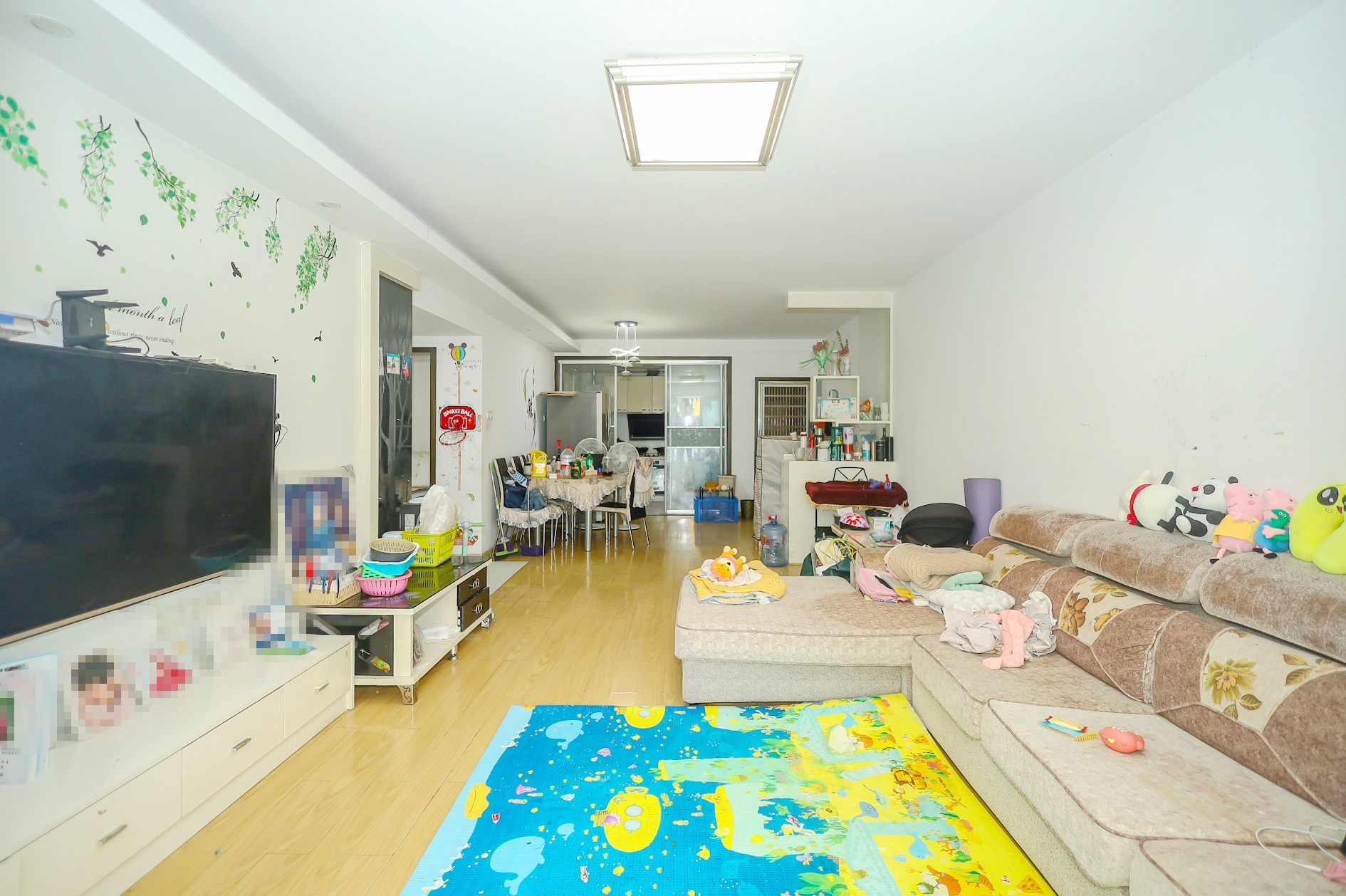 星城雅郡  3室1厅1卫    55.84万客厅