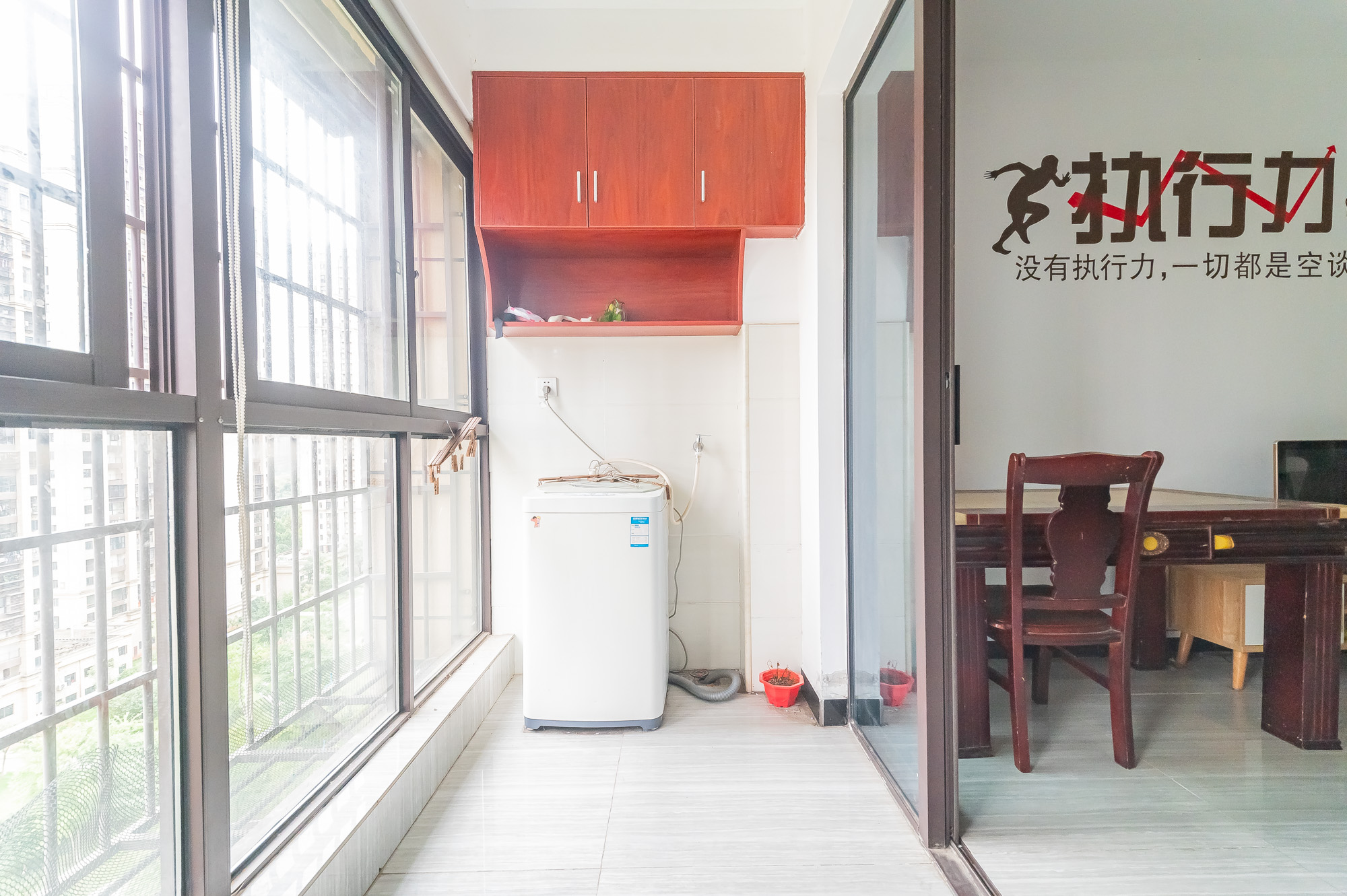 星湖湾二期高层 3室2厅1卫 77.5万 星湖湾二期高层 3室2厅1卫 77.5万阳台