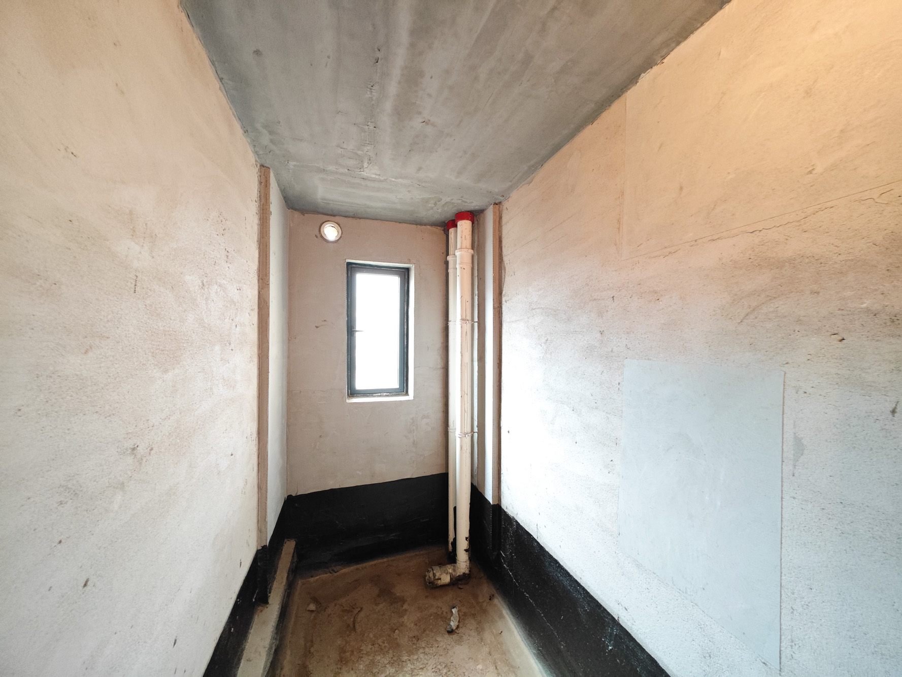 中建嘉和城  4室2厅2卫   120.00万卫生间