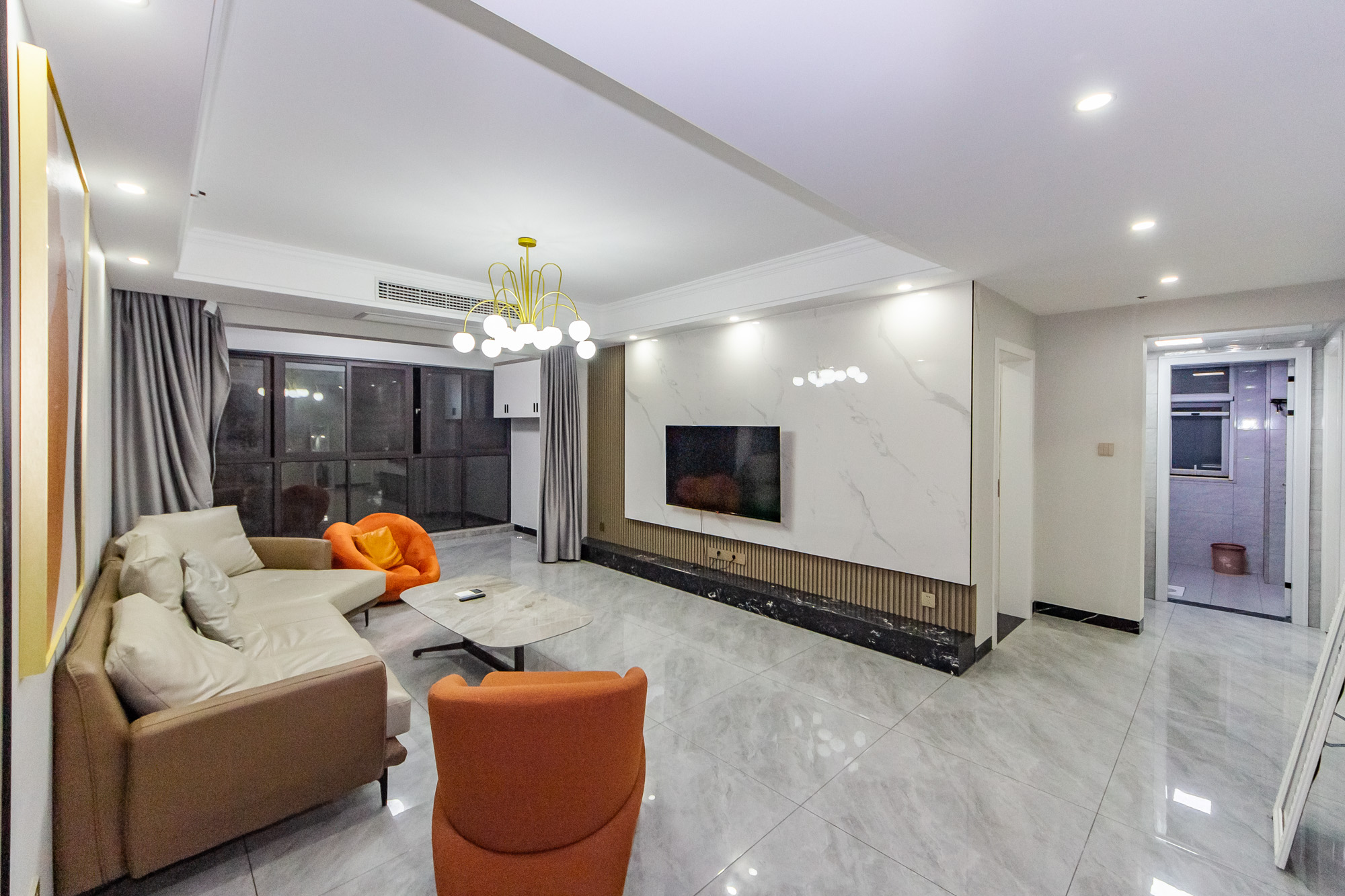 北辰三角洲C3区  3室2厅2卫    220.0万 北辰三角洲C3区  3室2厅2卫    220.0万客厅