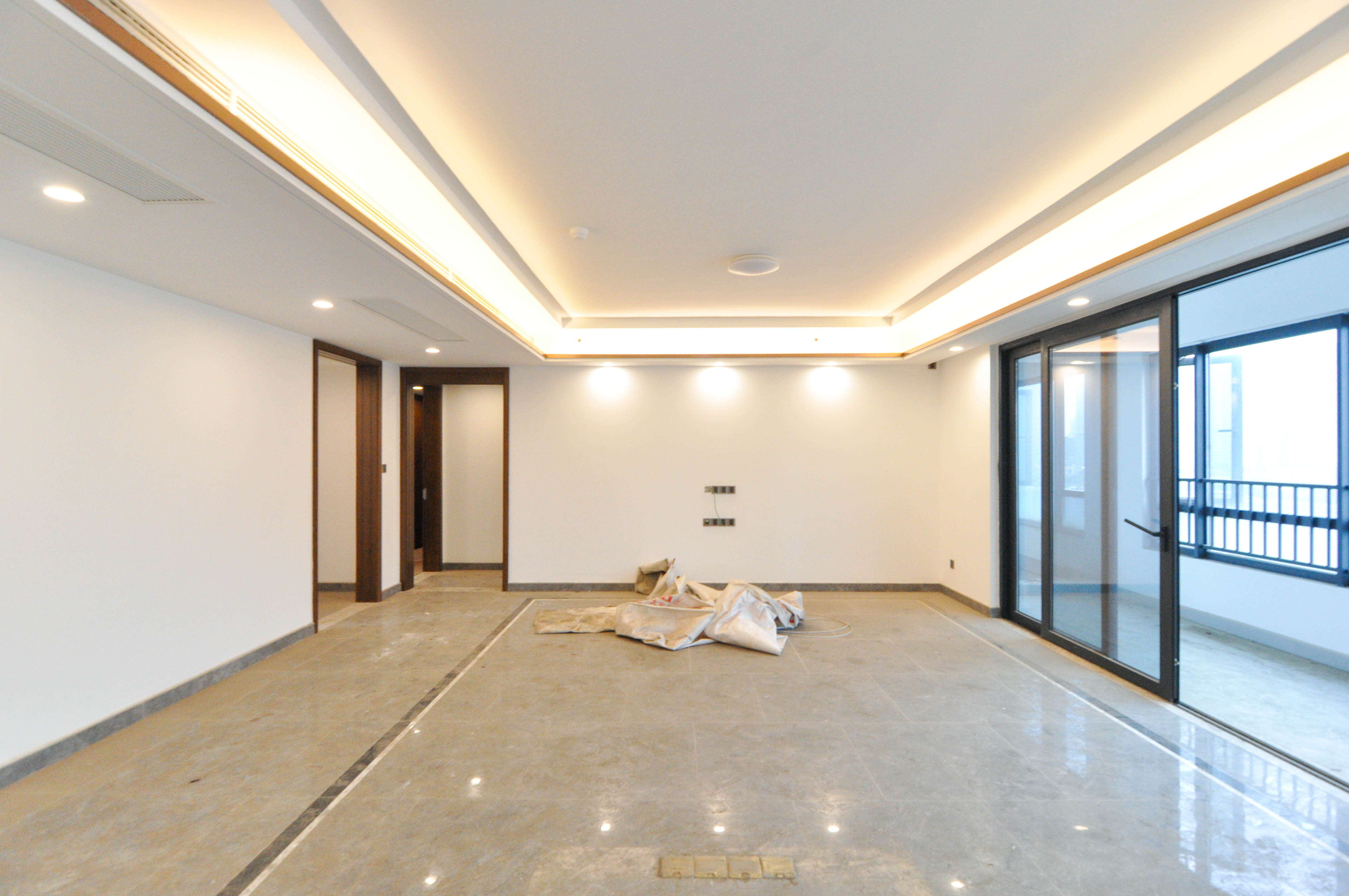 中海梅溪湖壹号  4室2厅3卫   628.00万