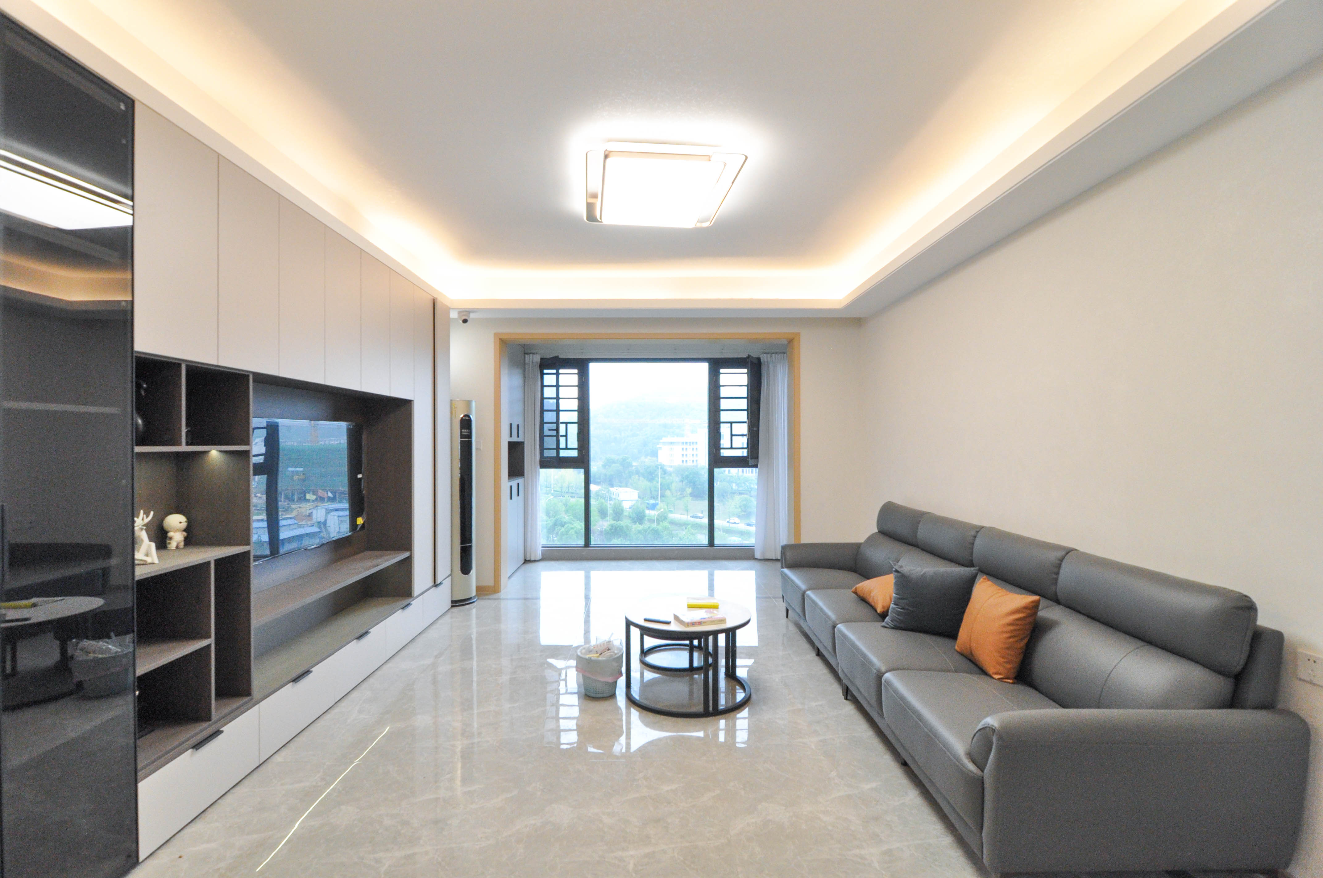 梅溪湖玺悦（新城金茂梦想玺悦）  4室2厅2卫    248.0万客厅