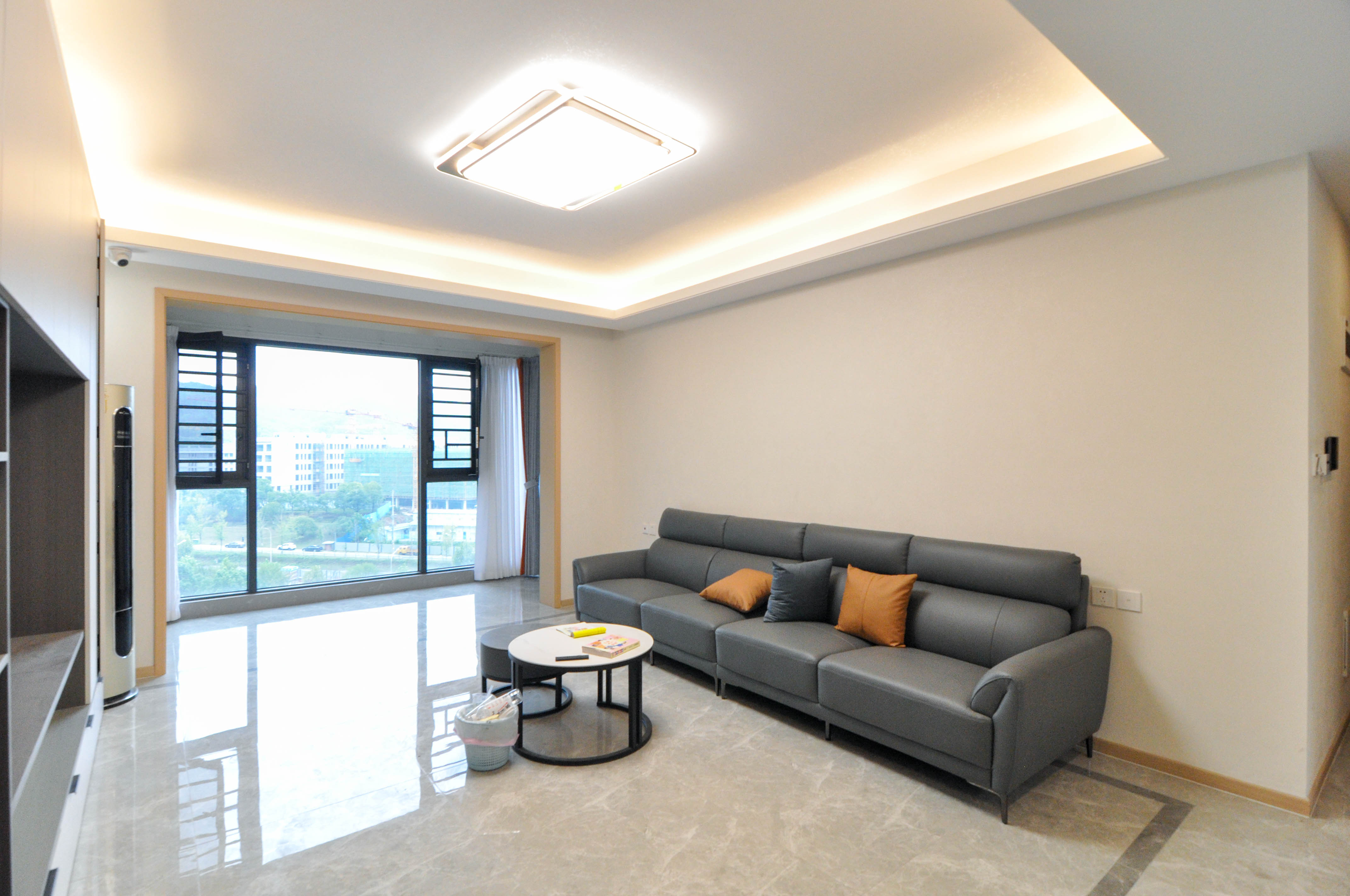 梅溪湖玺悦（新城金茂梦想玺悦）  4室2厅2卫    248.0万客厅