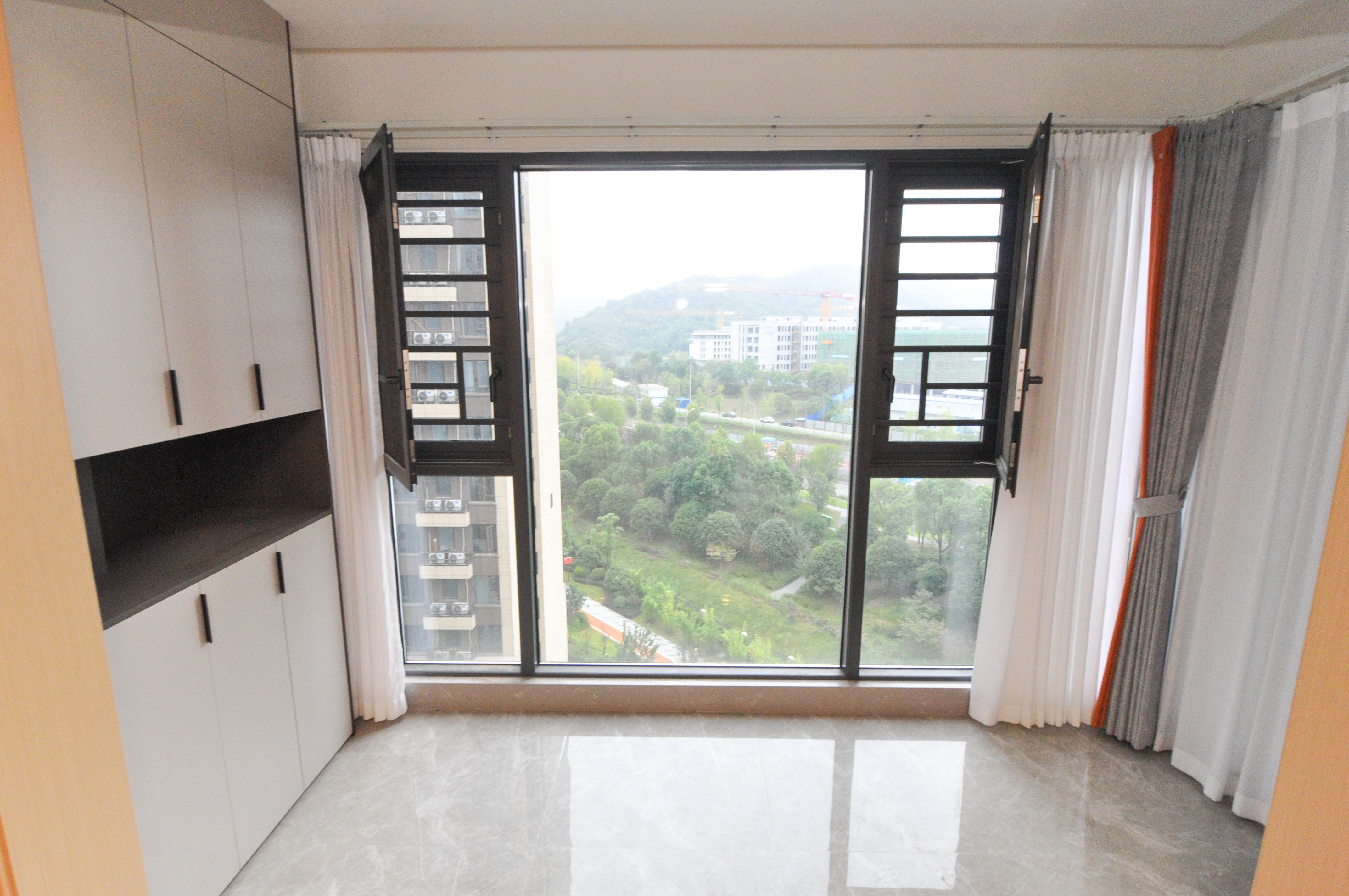 梅溪湖玺悦（新城金茂梦想玺悦）  4室2厅2卫    248.0万其他