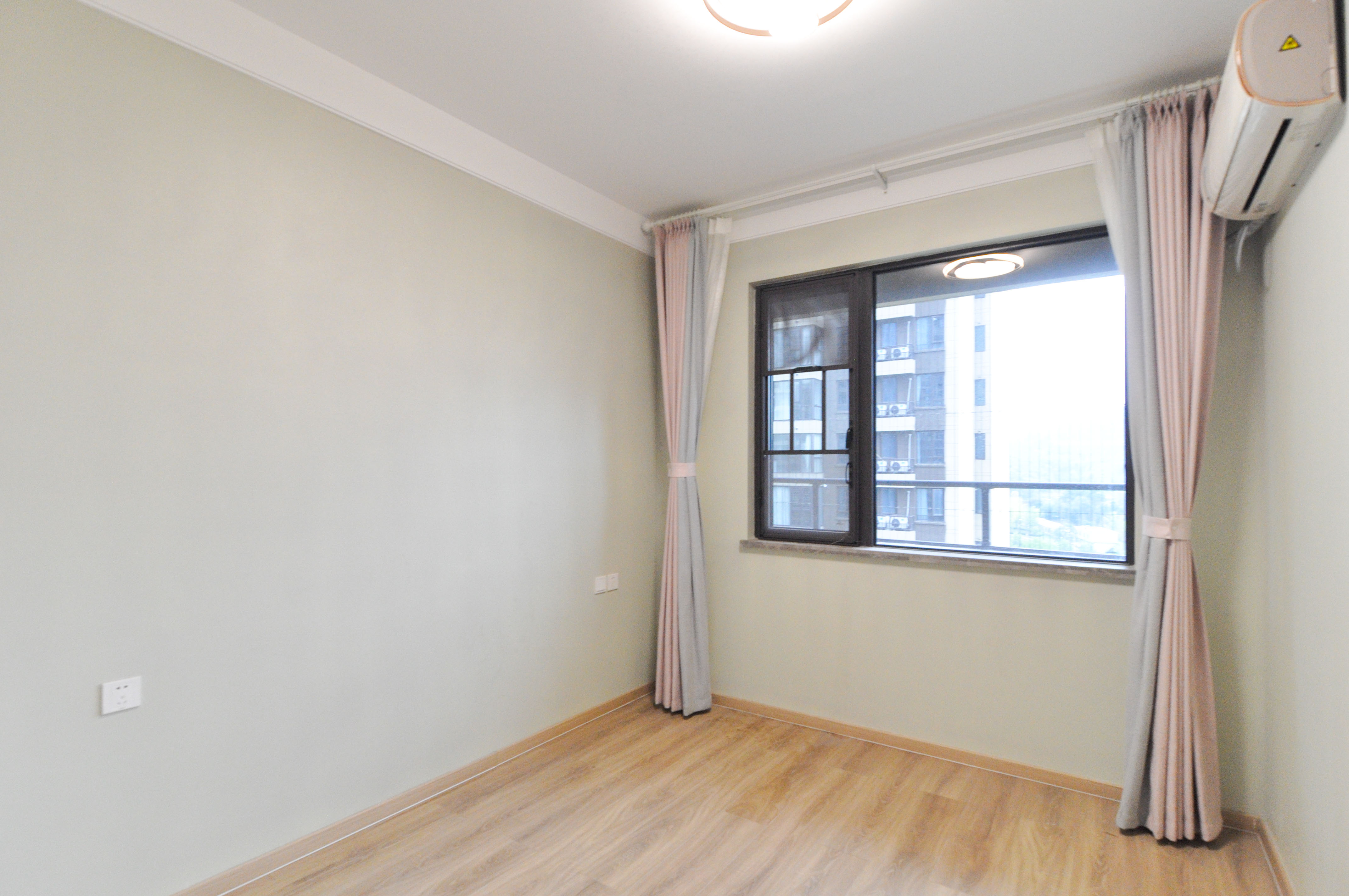 梅溪湖玺悦（新城金茂梦想玺悦）  4室2厅2卫    248.0万其他