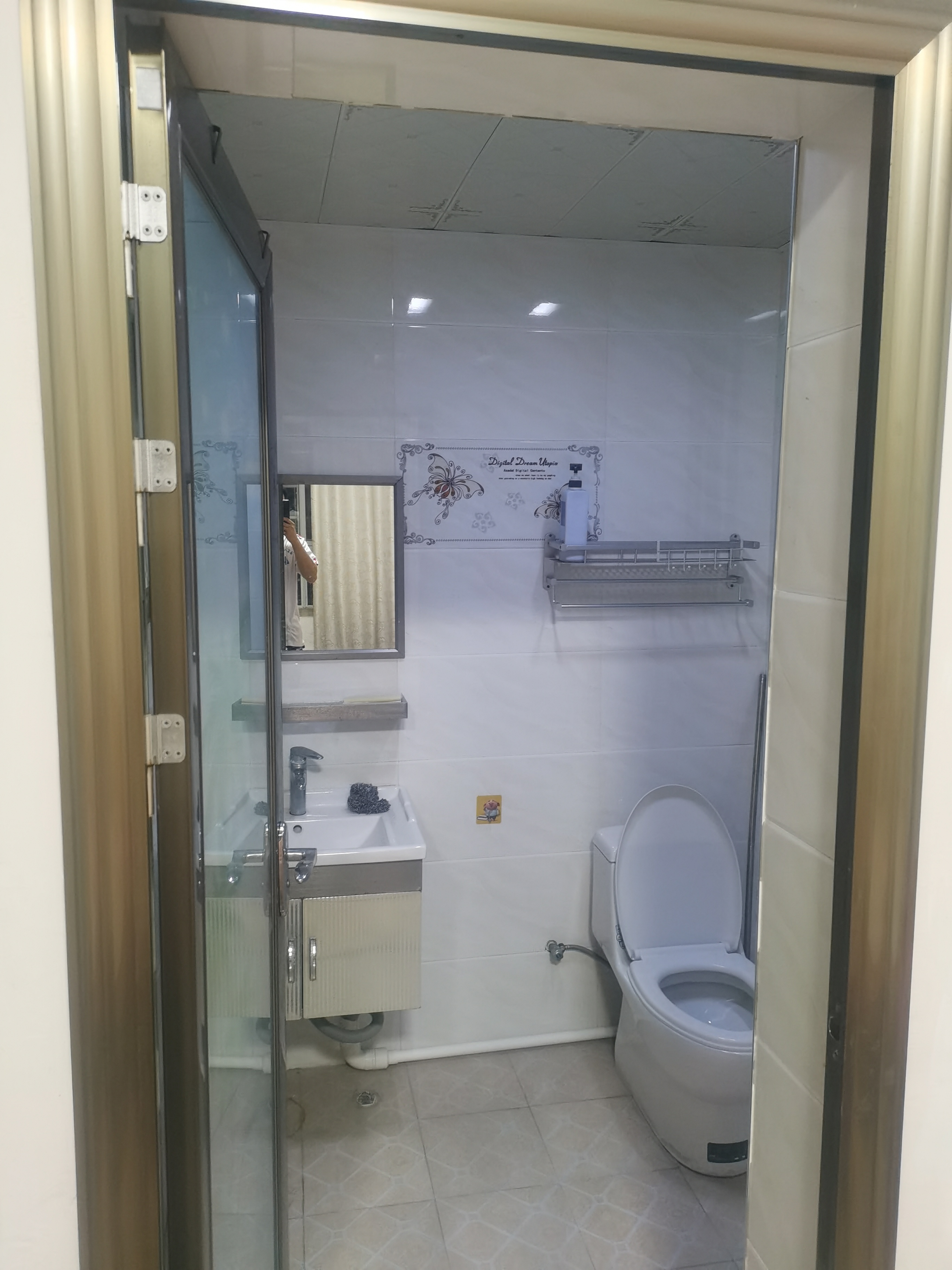 西街印象  2室2厅2卫   1300.00元/月室内图