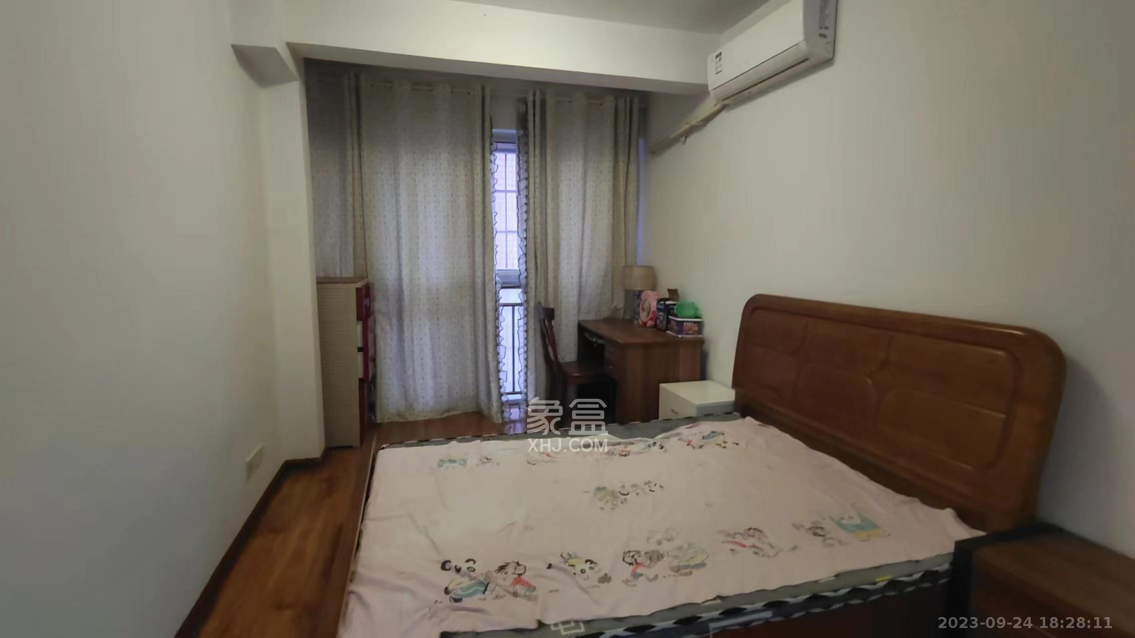 东门尚苑  3室2厅2卫   2000.00元/月室内图
