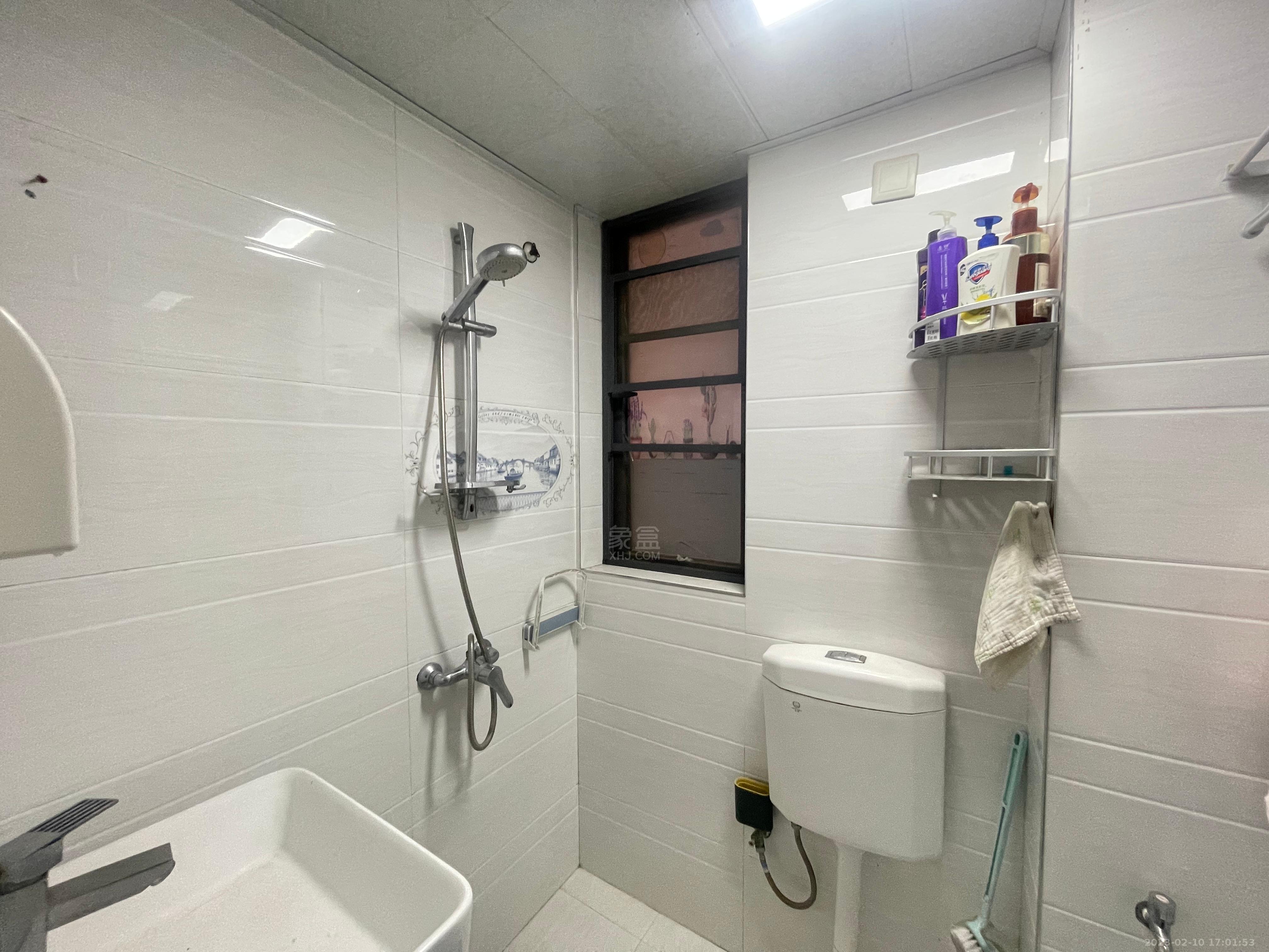 华晨御园  1室1厅1卫    29.8万 华晨御园  1室1厅1卫    29.8万室内图