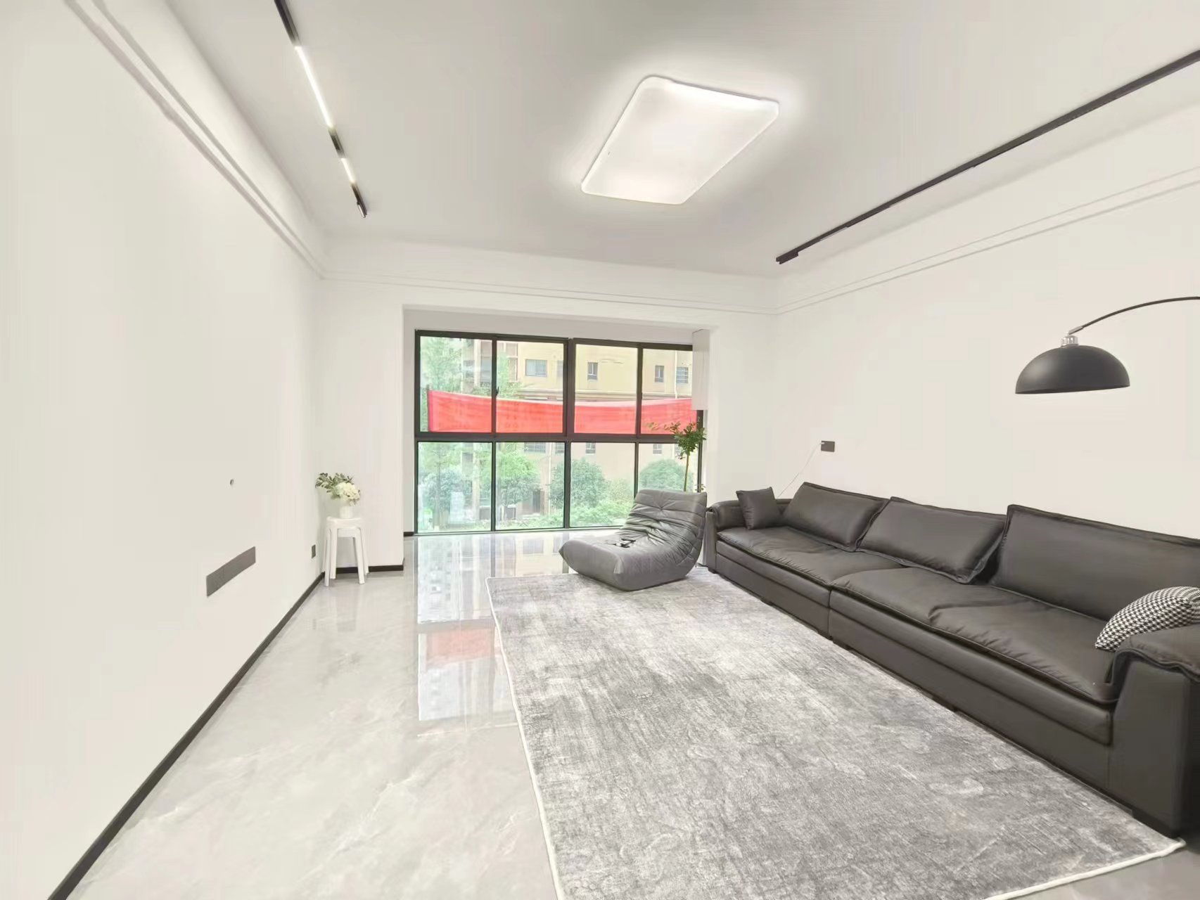 上善国际(翰林府) 3室2厅1卫 69.0万 上善国际(翰林府) 3室2厅1卫 69.0万室内图