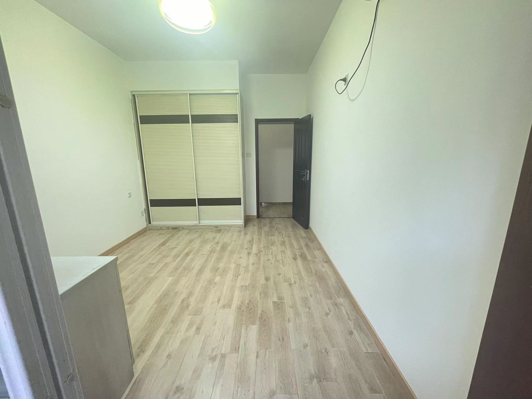 枫林绿洲  4室2厅2卫    49.8万 枫林绿洲  4室2厅2卫    49.8万室内图