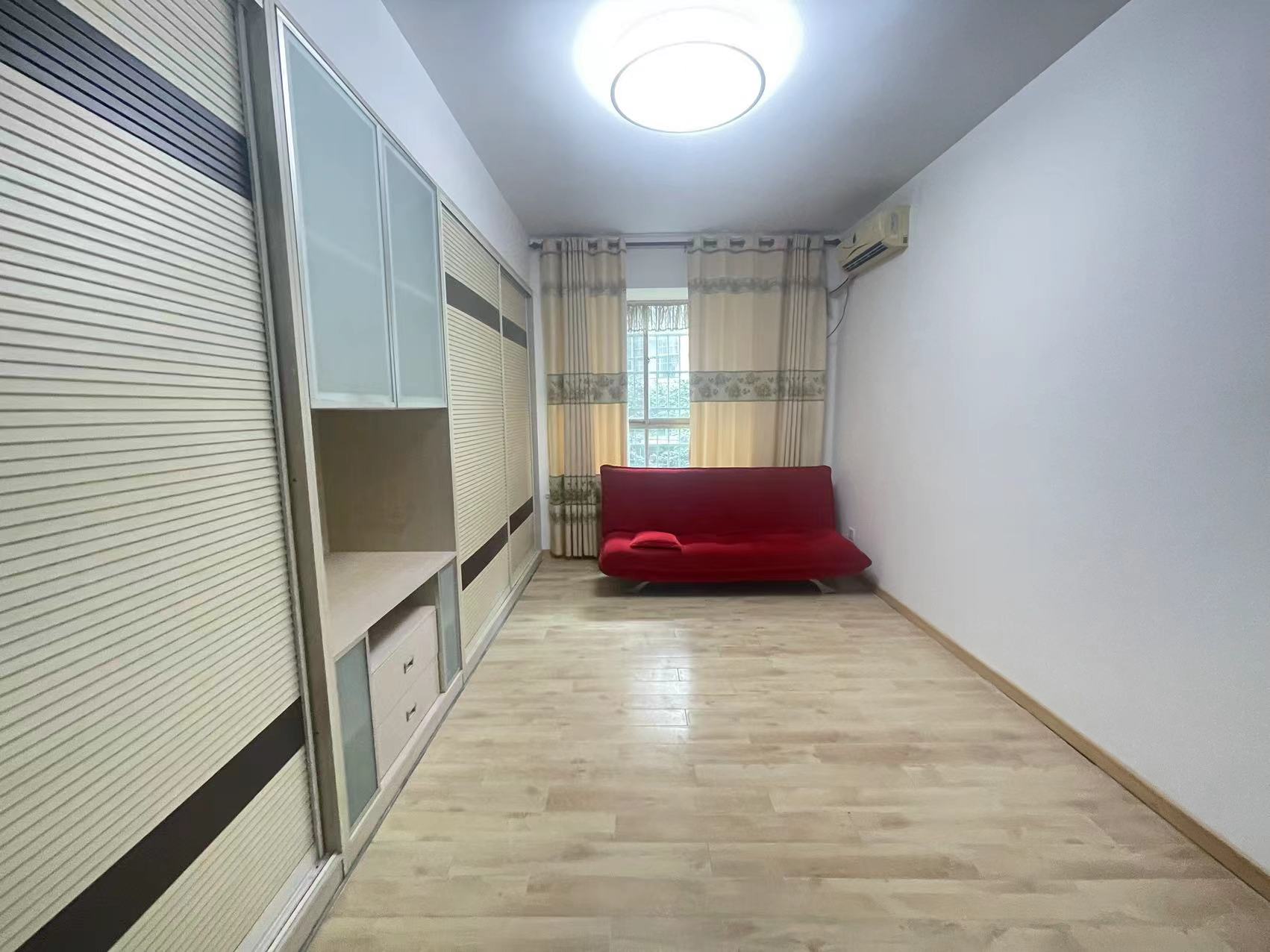 枫林绿洲  4室2厅2卫    49.8万 枫林绿洲  4室2厅2卫    49.8万室内图