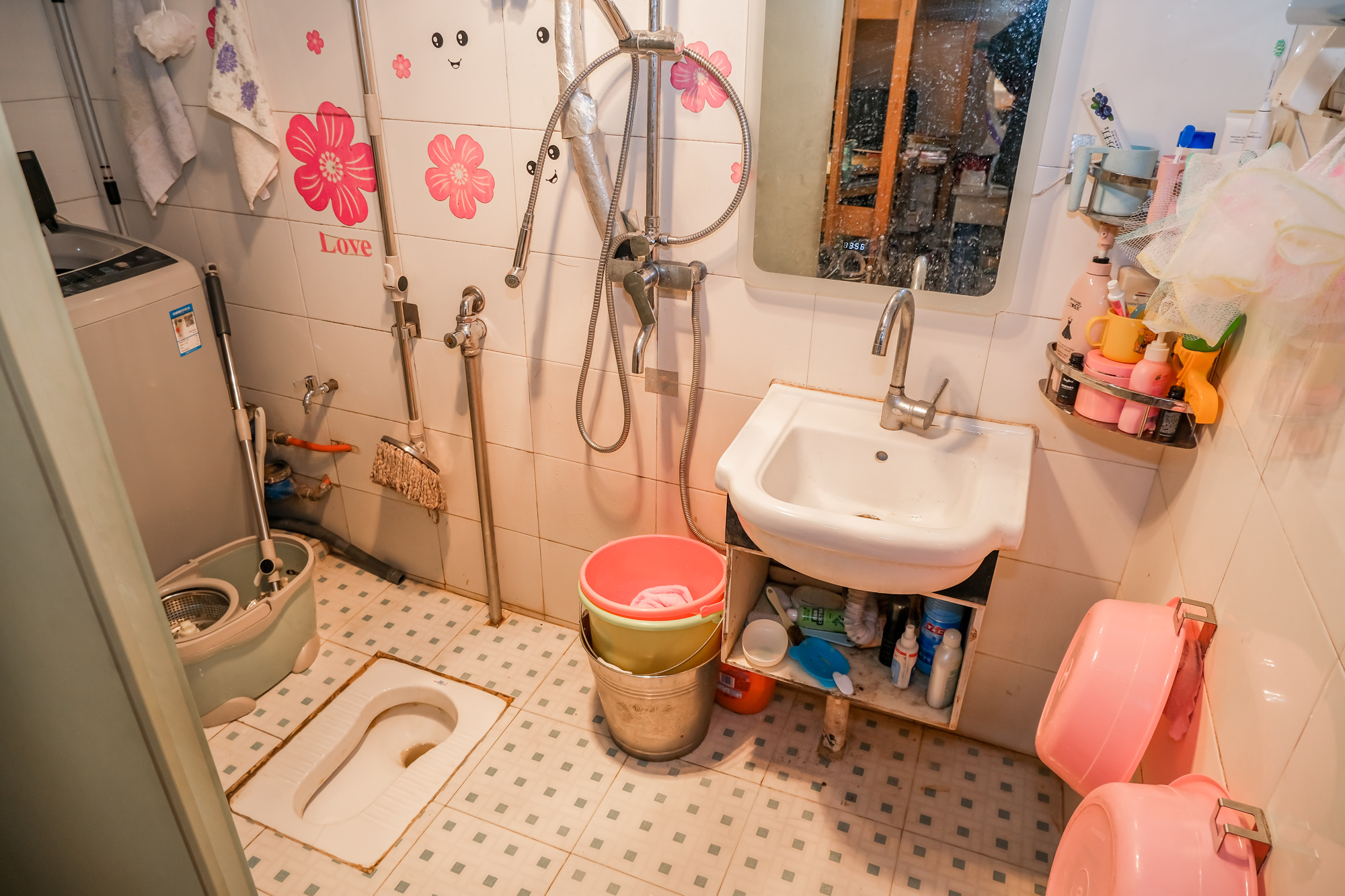 明城公寓 1室1厅1卫 24.8万 明城公寓 1室1厅1卫 24.8万卫生间