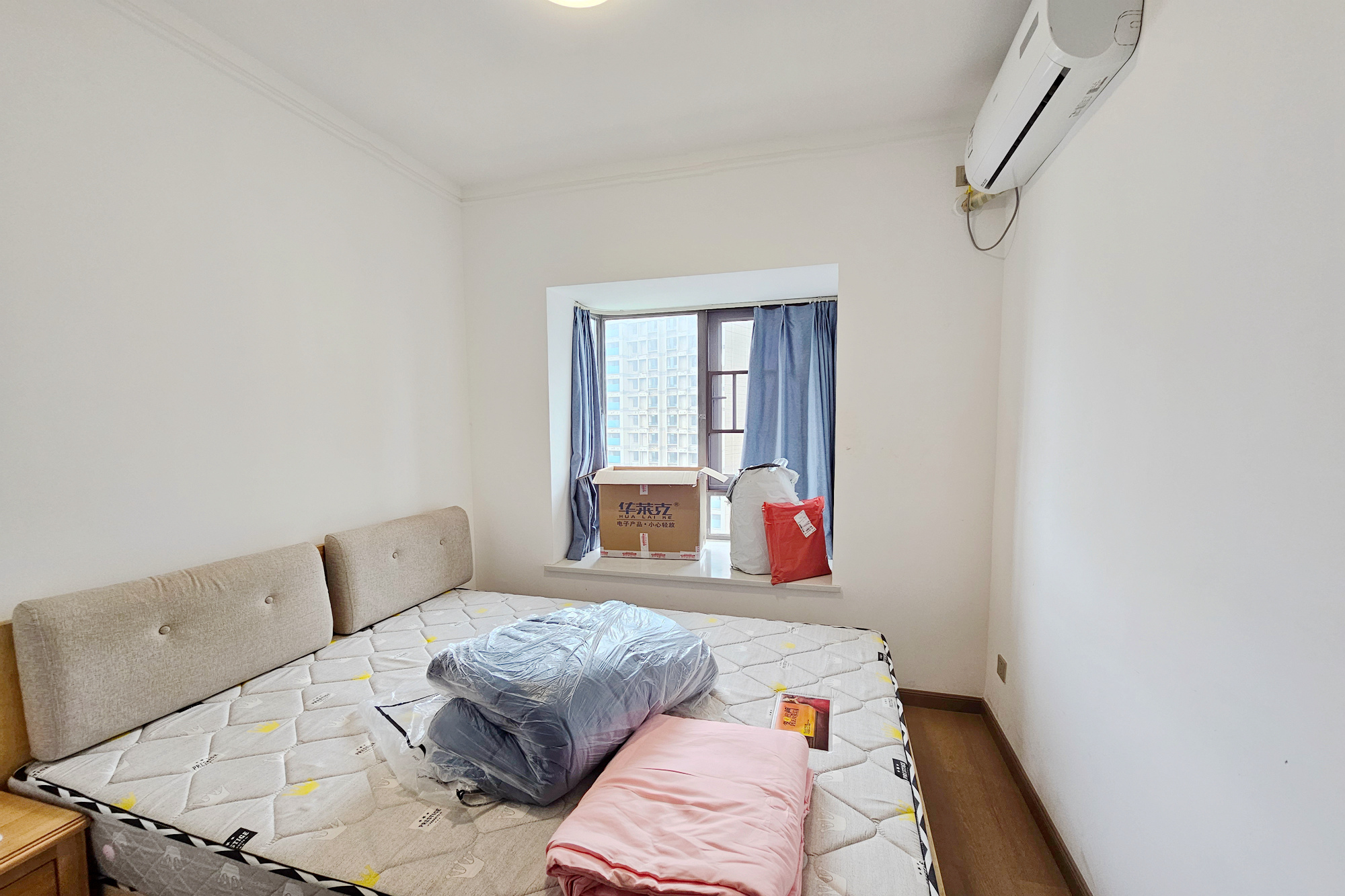 阳光城尚东湾青柠园  4室2厅2卫    130.0万卧室