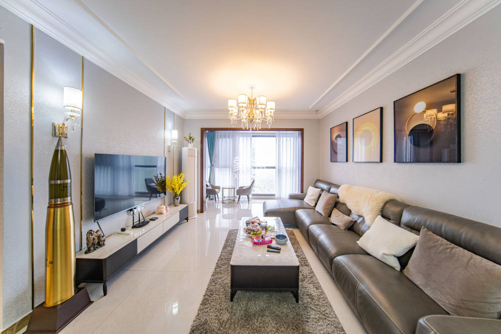 恒大文化旅游城A区 3室2厅2卫 100.0万