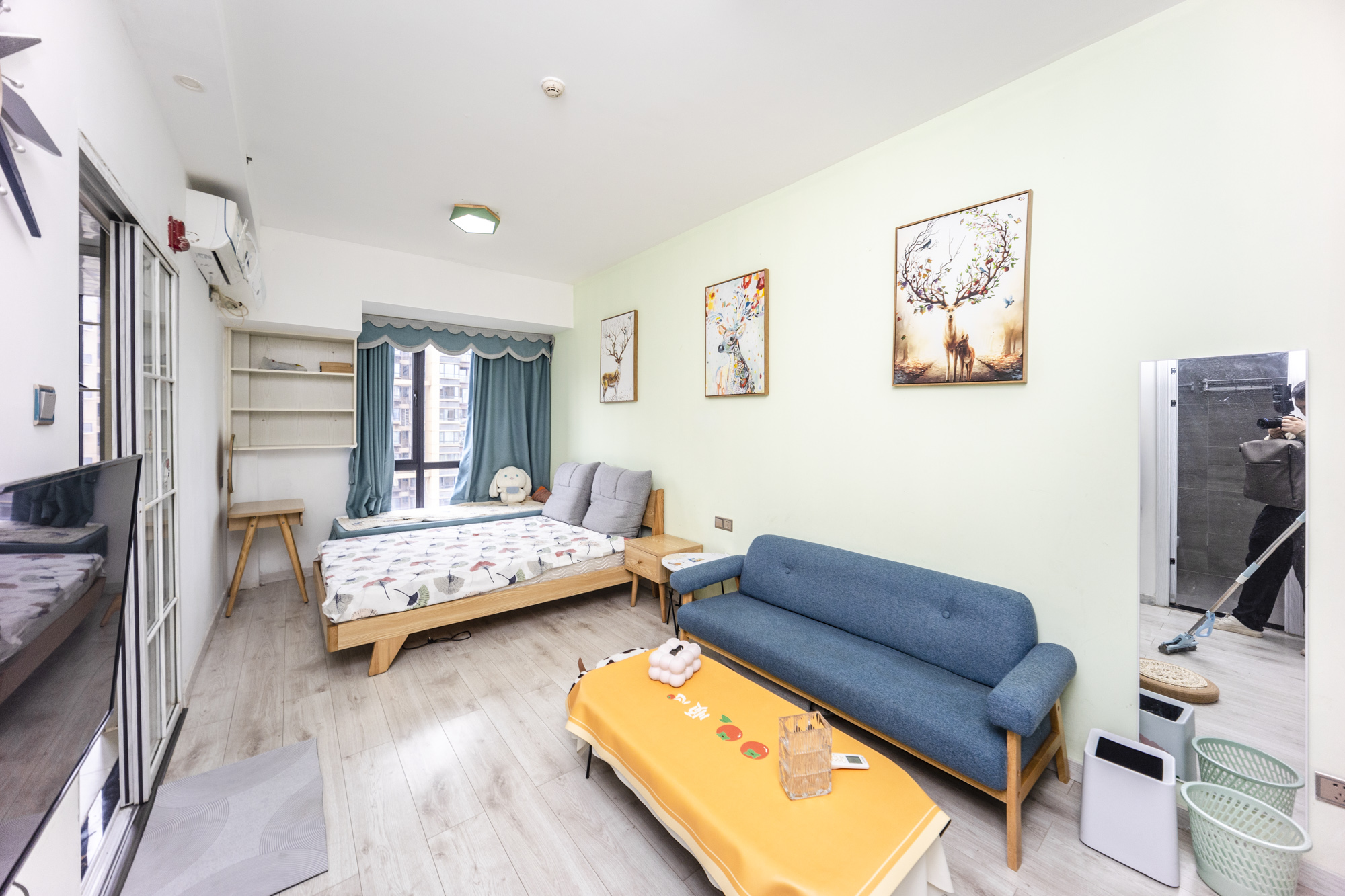 荣悦台 1室1厅1卫 40.0万 荣悦台 1室1厅1卫 40.0万客厅