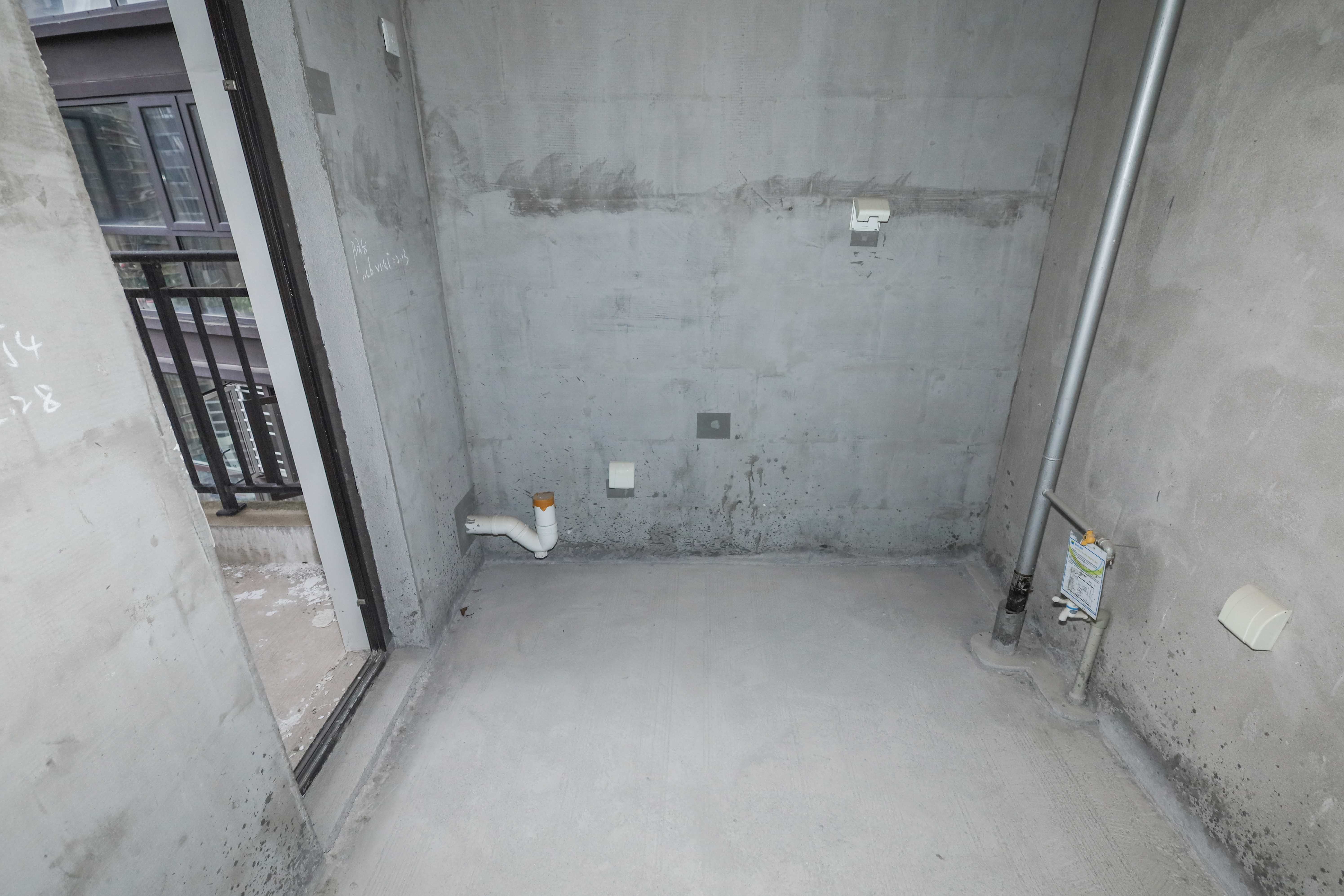 中国铁建梅溪青秀三期  3室2厅2卫   170.00万厨房