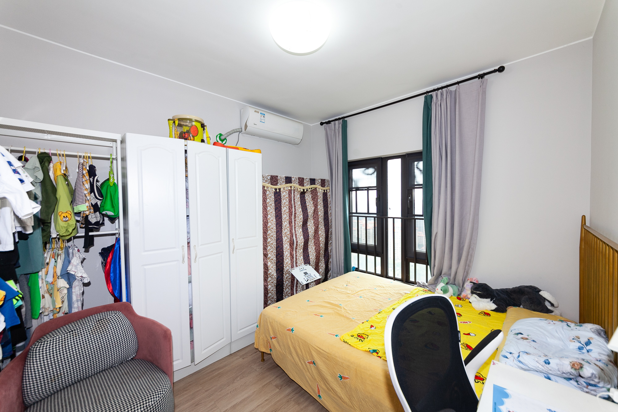 时代倾城五期  3室2厅1卫    115.0万卧室