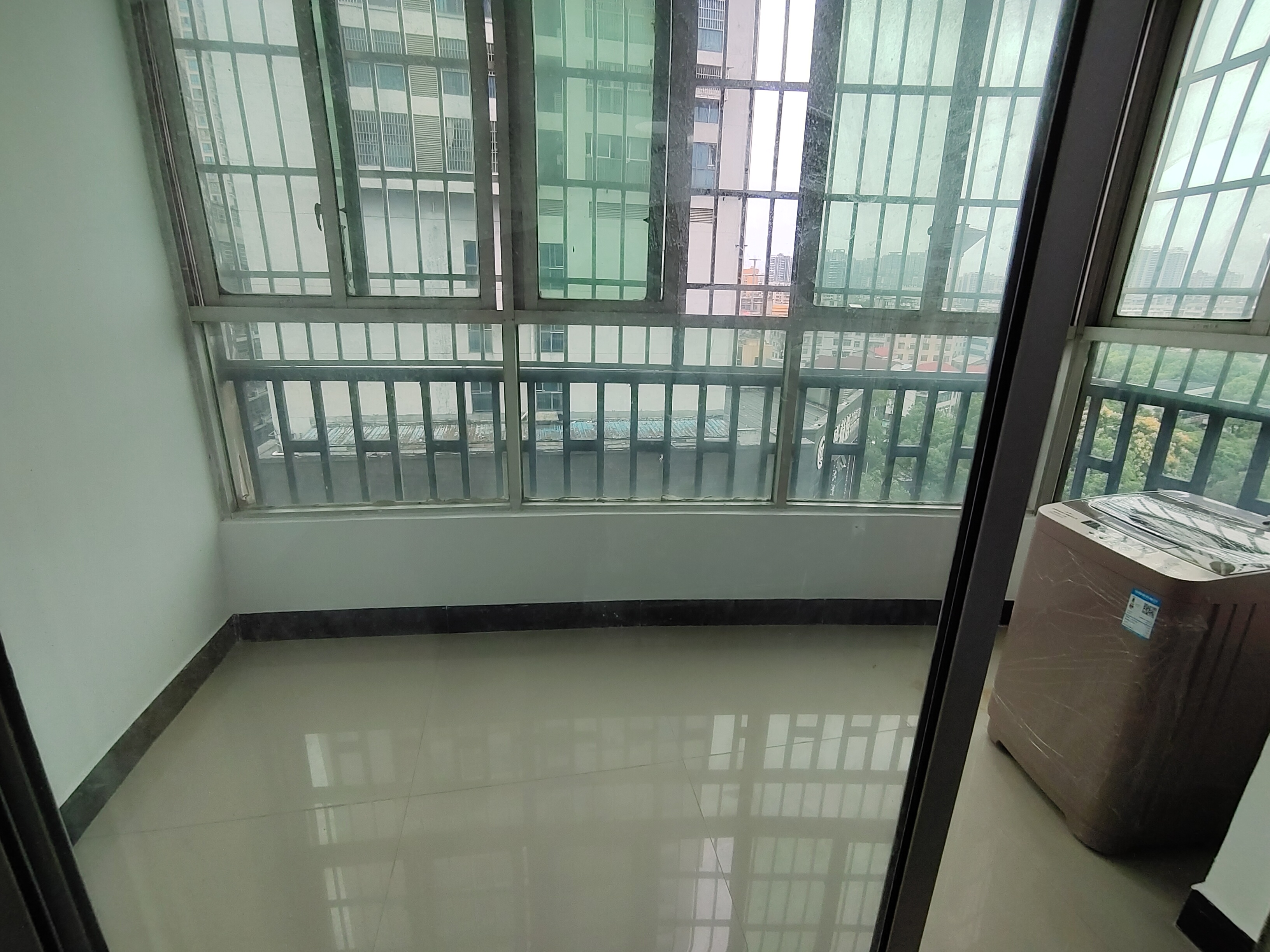 金山大厦 1室1厅1卫 26.8万 金山大厦 1室1厅1卫 26.8万室内图